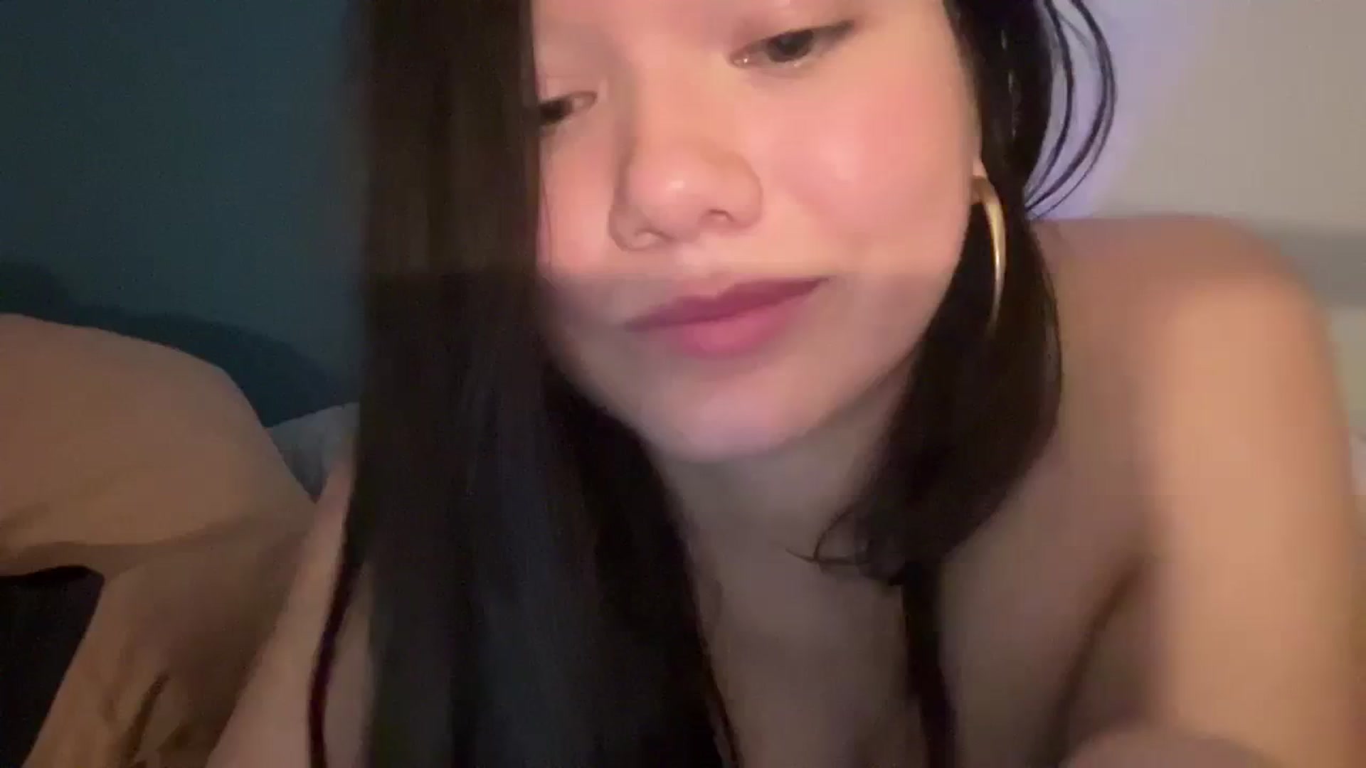 Gallery image thumbnail from imava's myfreecams stream on, 01/31/2024, 07:08 image 2 of 20