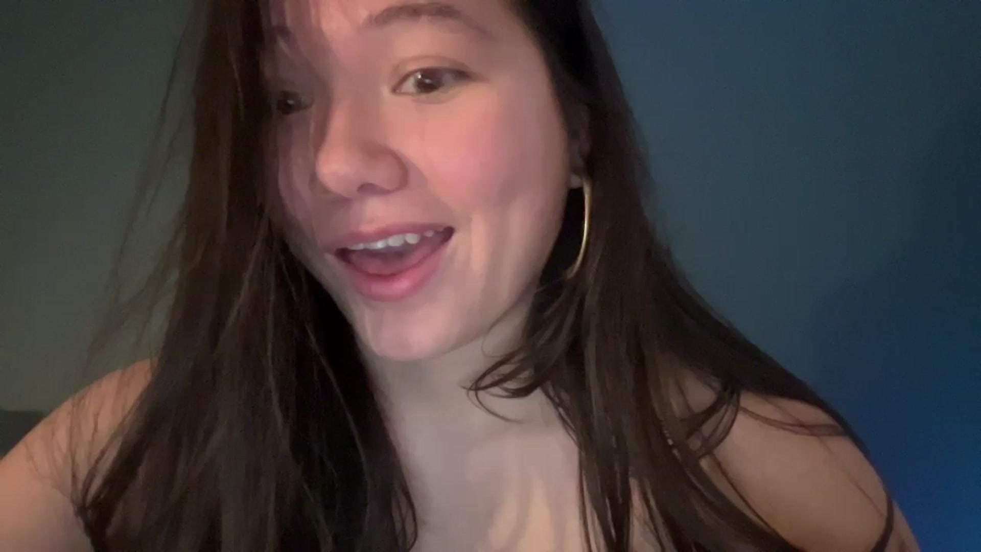 Gallery image thumbnail from imava's myfreecams stream on, 01/31/2024, 07:27 image 9 of 20