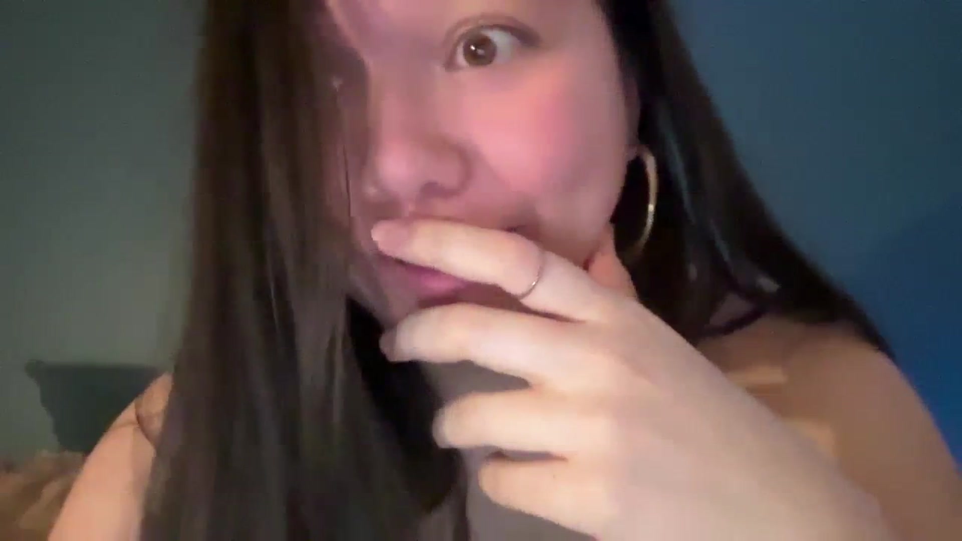 Gallery image thumbnail from imava's myfreecams stream on, 01/31/2024, 07:27 image 8 of 20