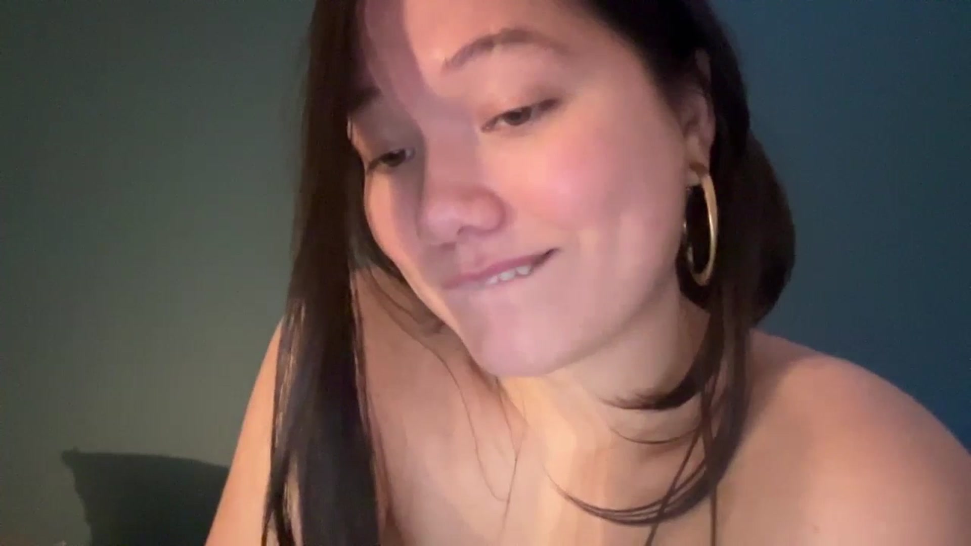 Gallery image thumbnail from imava's myfreecams stream on, 01/31/2024, 07:55 image 15 of 20