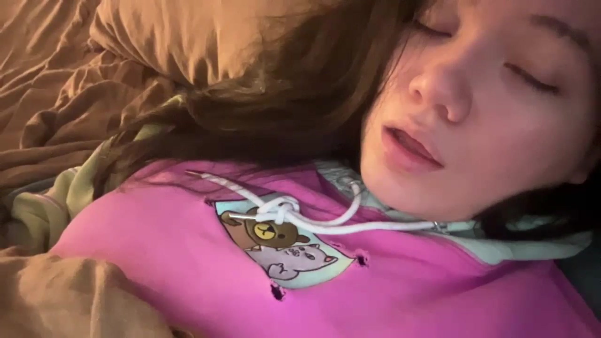 Gallery image thumbnail from imava's myfreecams stream on, 02/07/2024, 08:03 image 15 of 20