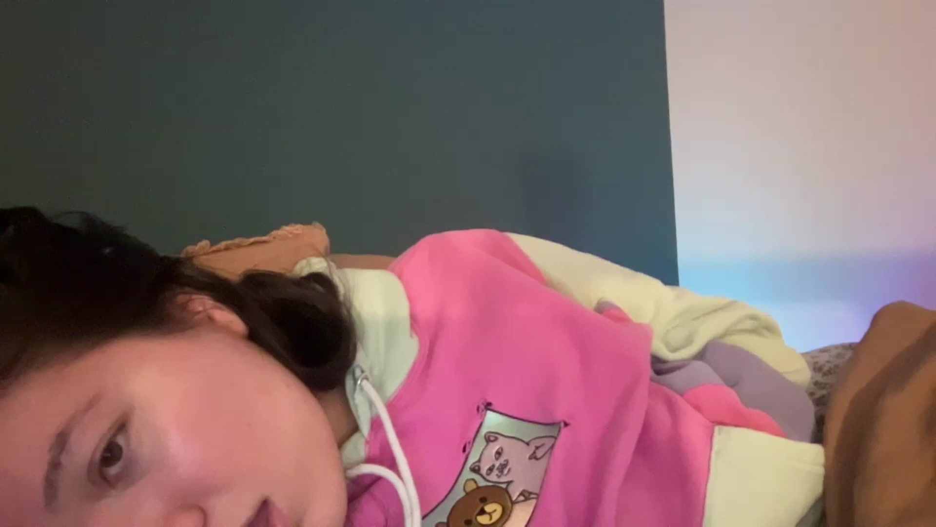 Gallery image thumbnail from imava's myfreecams stream on, 02/07/2024, 08:03 image 13 of 20