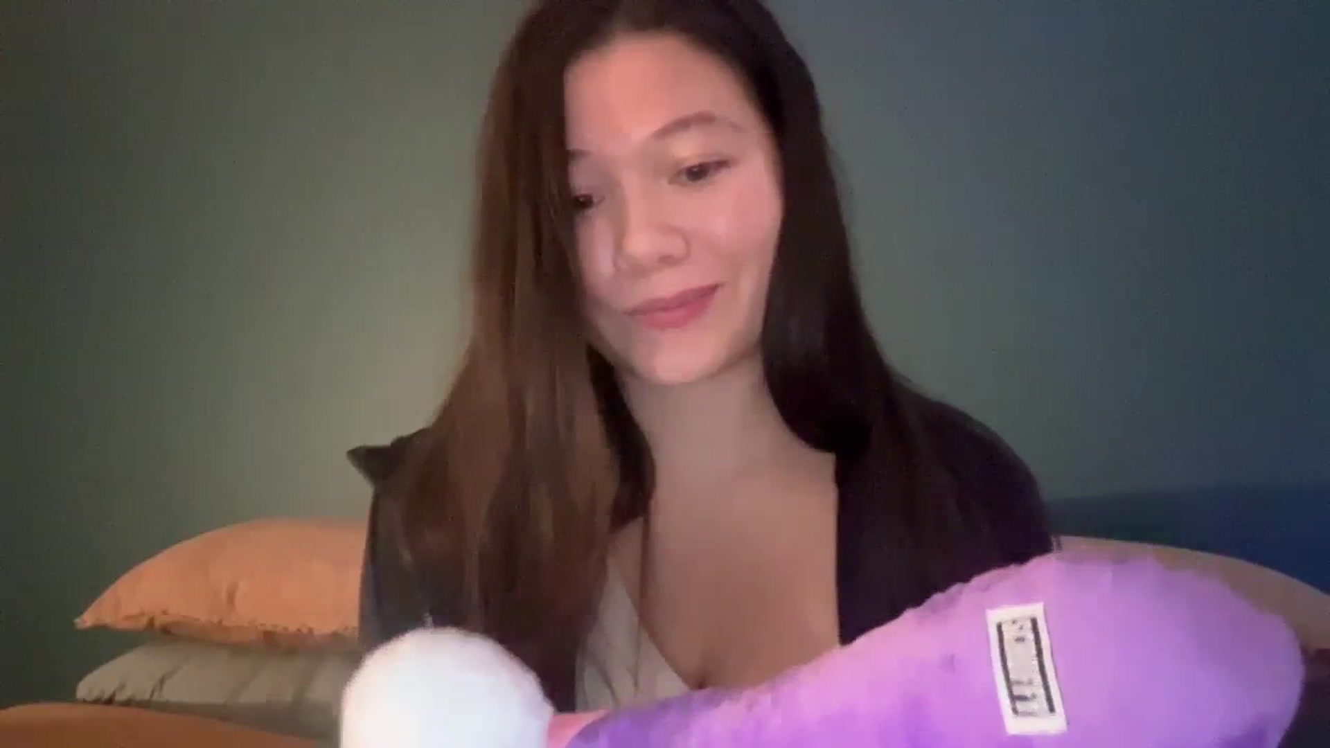 Gallery image thumbnail from imava's myfreecams stream on, 02/08/2024, 10:54 image 3 of 20