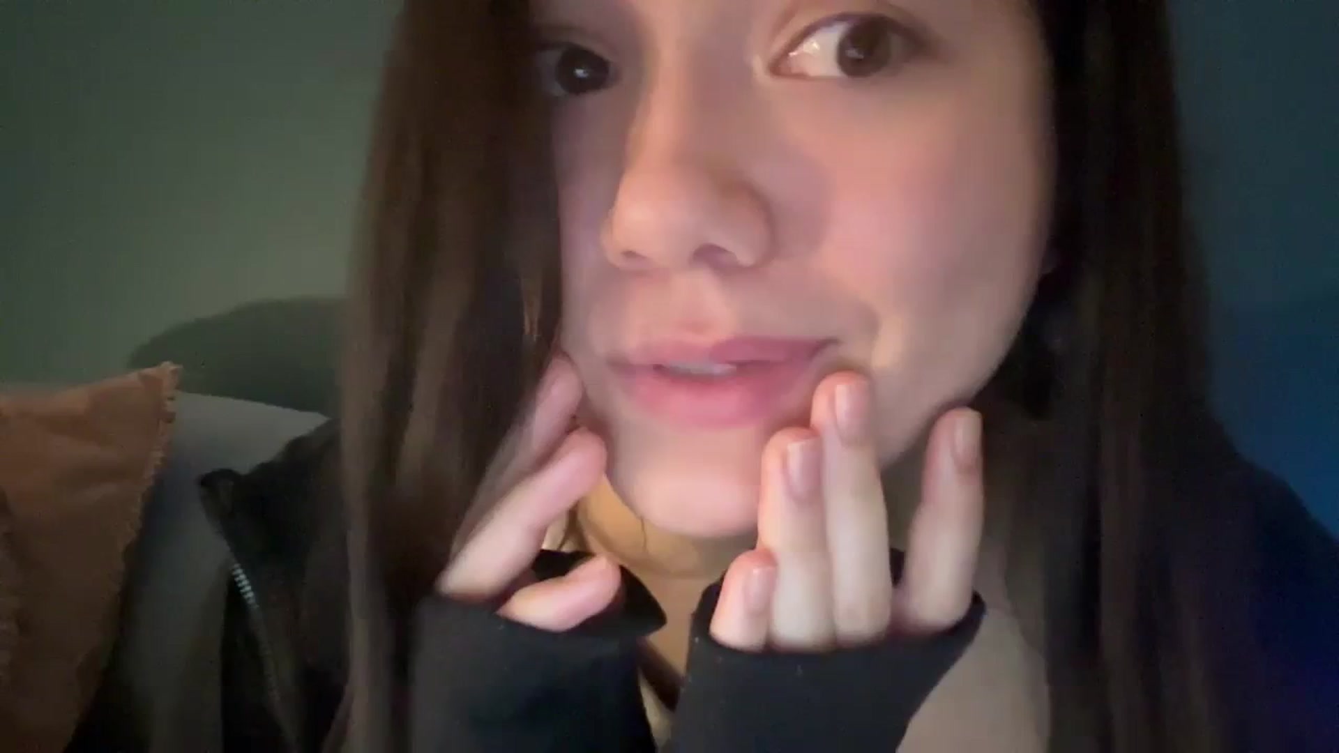 Gallery image thumbnail from imava's myfreecams stream on, 02/08/2024, 11:14 image 10 of 20