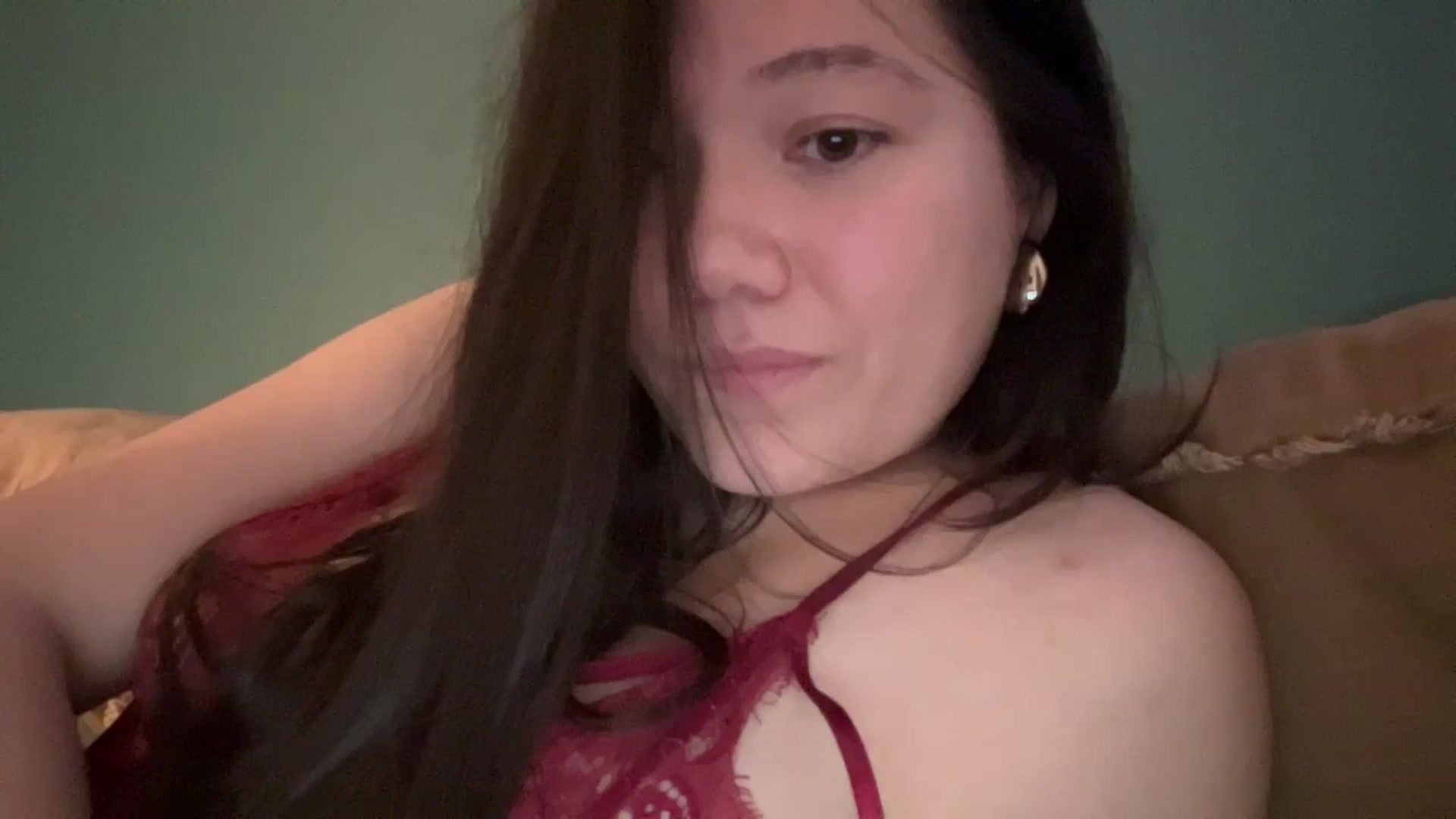 Gallery image thumbnail from imava's myfreecams stream on, 02/10/2024, 11:47 image 2 of 20
