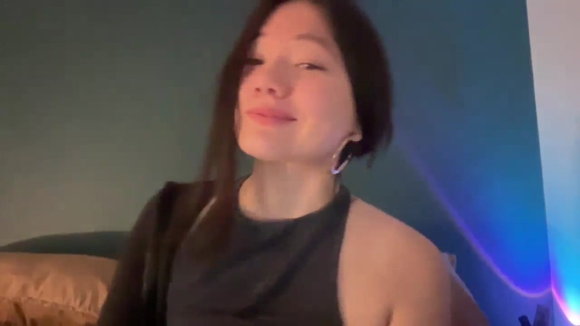 Gallery image thumbnail from imava's myfreecams stream on, 02/11/2024, 11:12 image 11 of 20