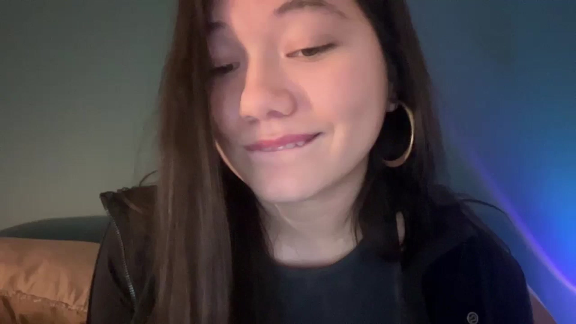 Gallery image thumbnail from imava's myfreecams stream on, 02/11/2024, 11:12 image 2 of 20