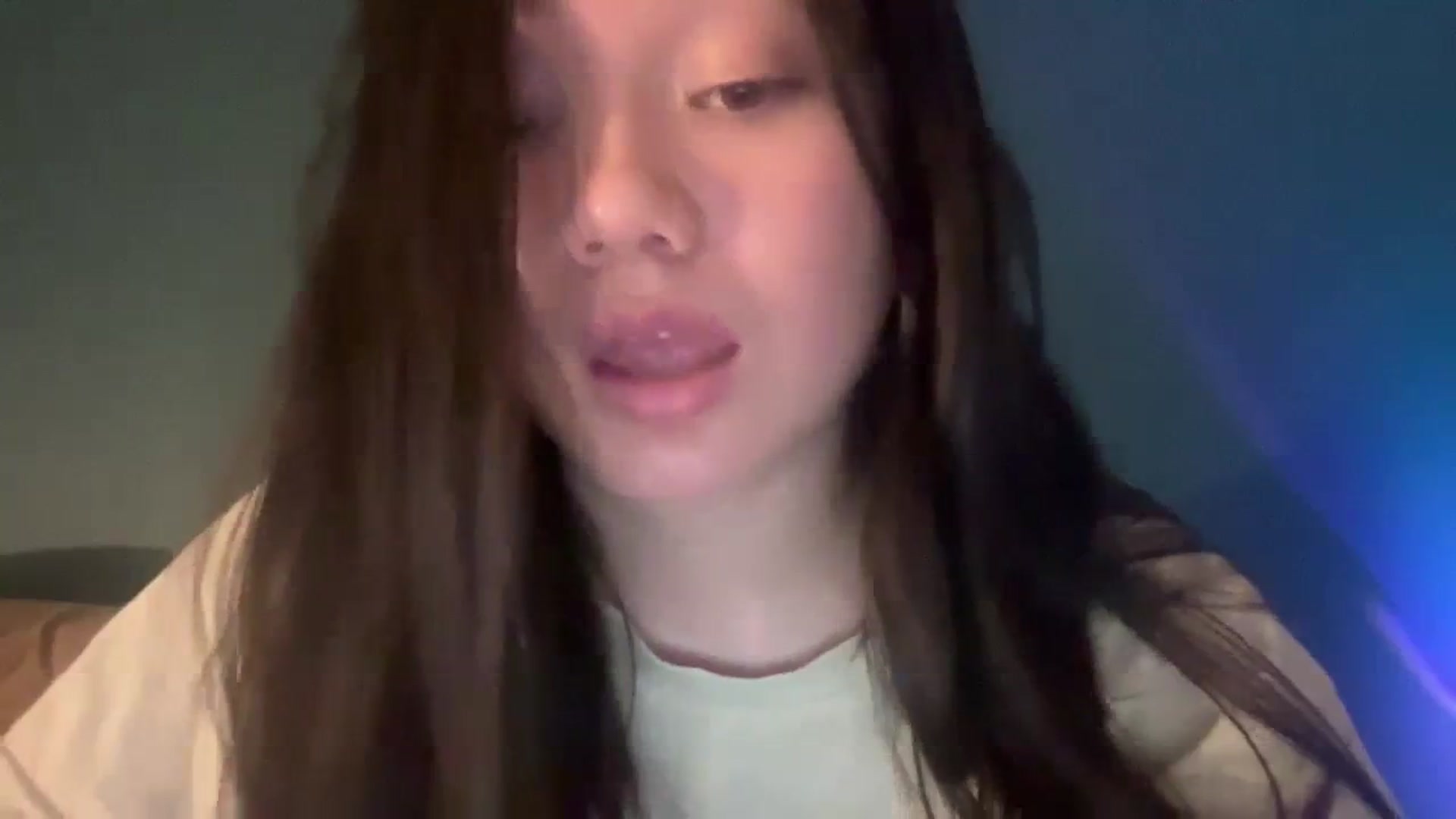 Gallery image thumbnail from imava's myfreecams stream on, 02/14/2024, 13:50 image 18 of 20