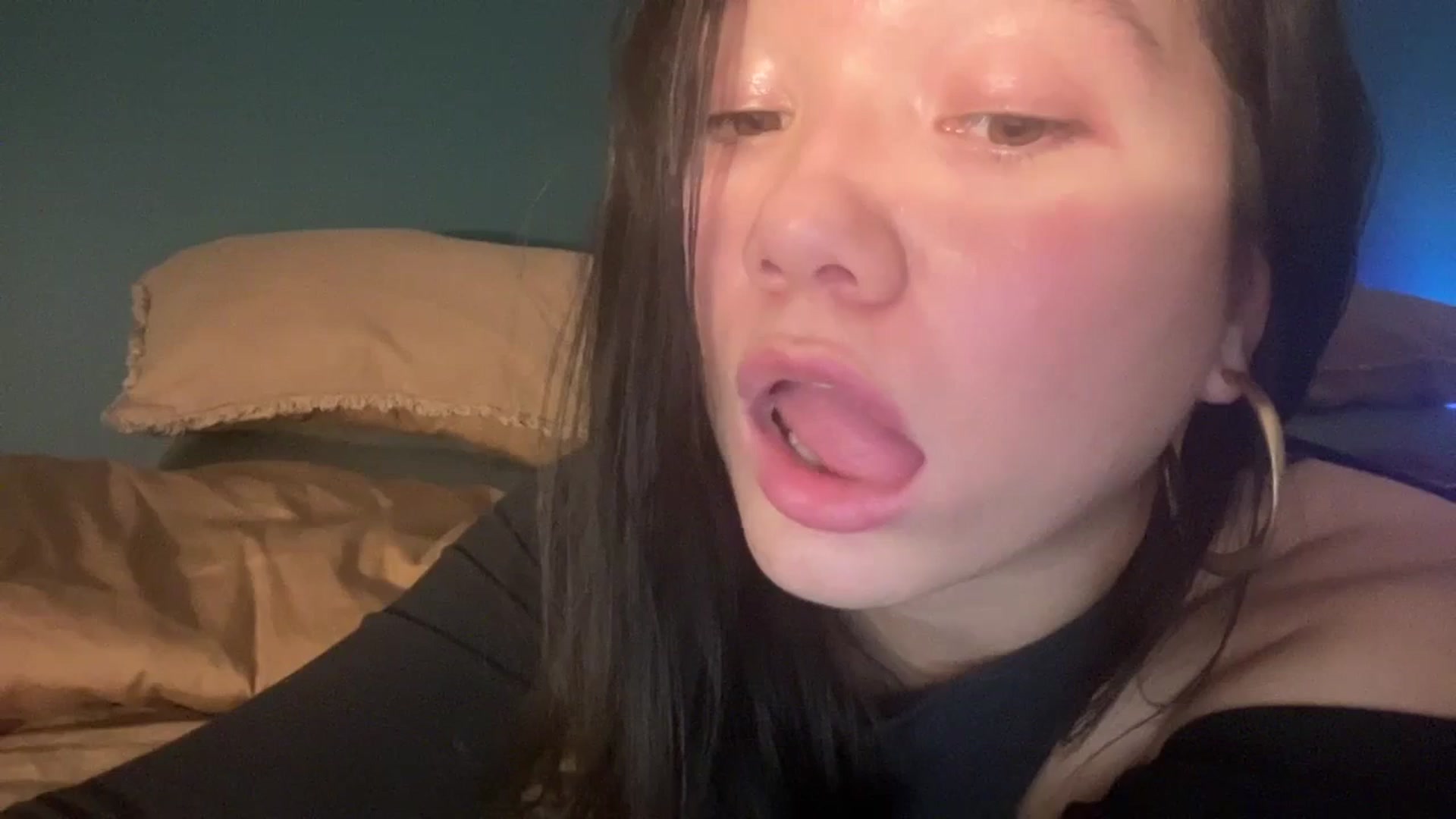 Gallery image thumbnail from imava's myfreecams stream on, 02/17/2024, 10:13 image 3 of 20
