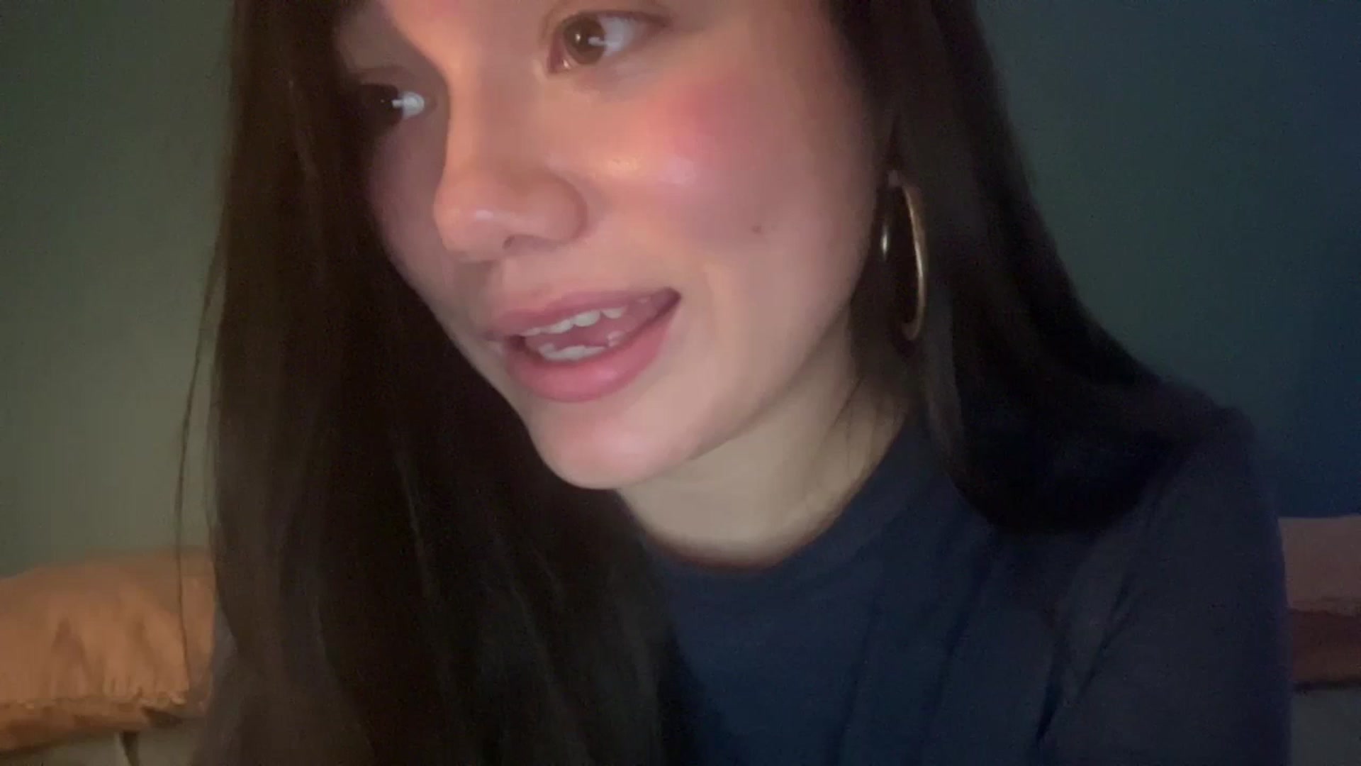 Gallery image thumbnail from imava's myfreecams stream on, 02/19/2024, 10:45 image 1 of 20