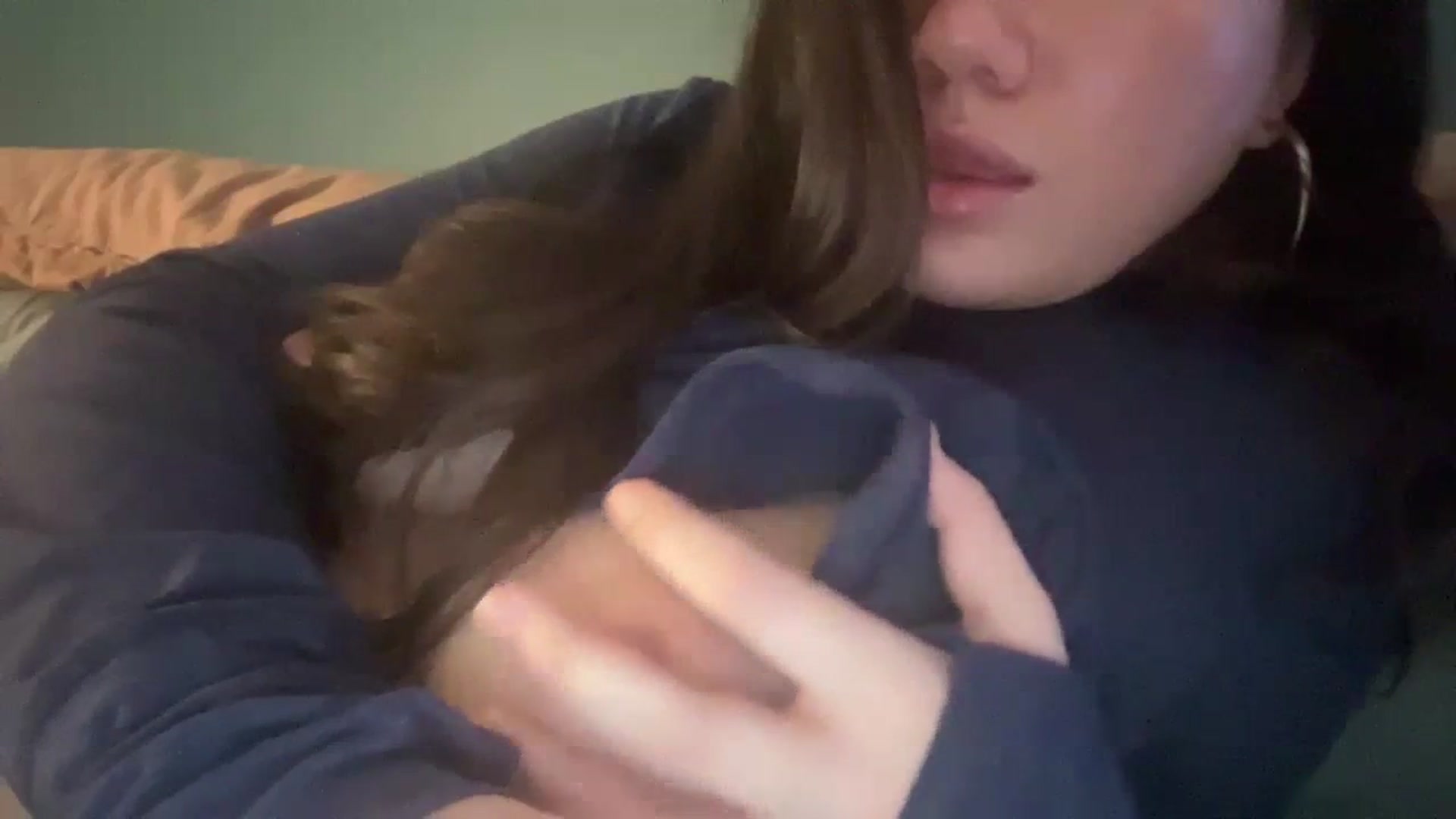 Gallery image thumbnail from imava's myfreecams stream on, 02/19/2024, 11:29 image 13 of 20