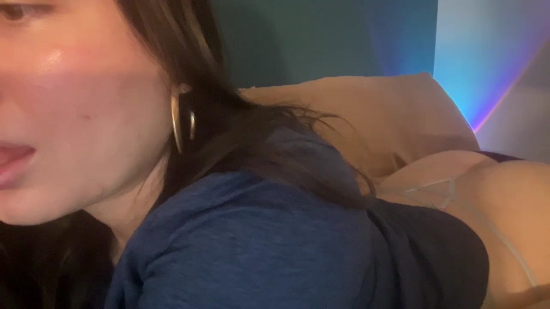 Gallery image thumbnail from imava's myfreecams stream on, 02/19/2024, 12:33 image 16 of 20
