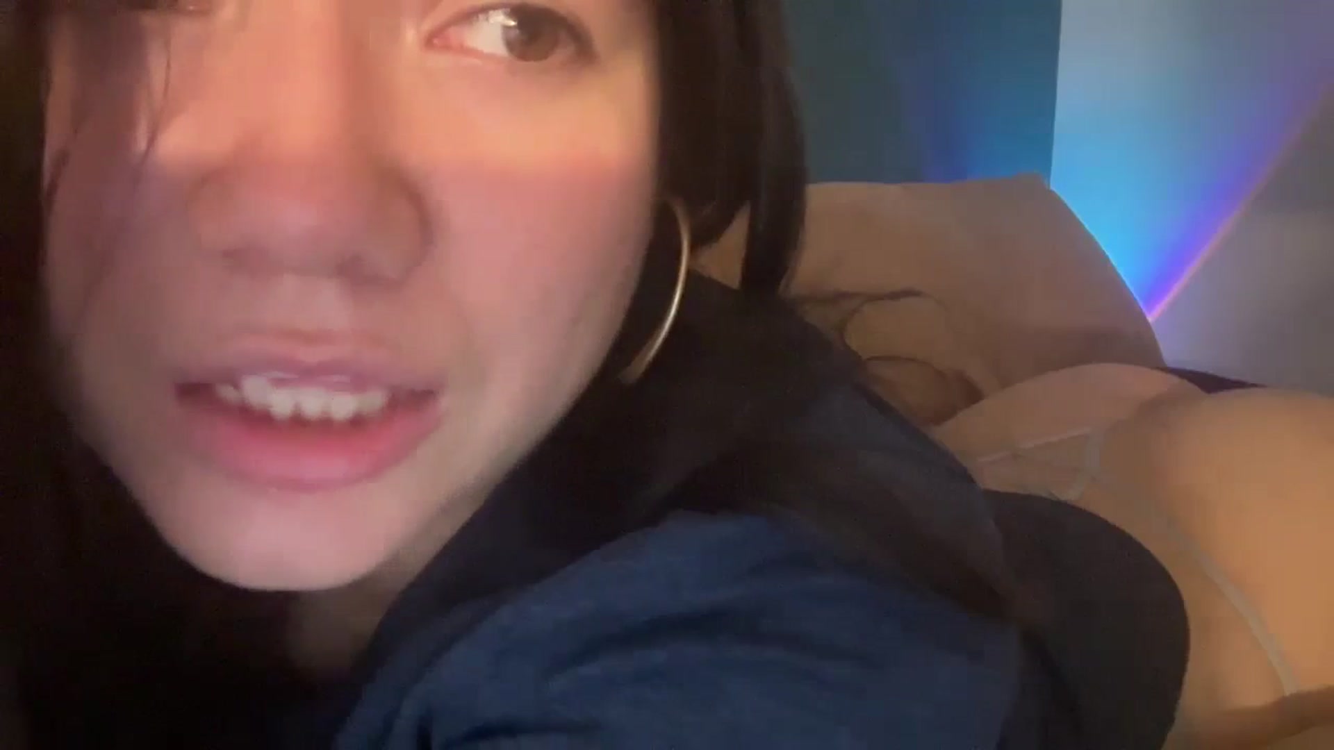 Gallery image thumbnail from imava's myfreecams stream on, 02/19/2024, 12:33 image 14 of 20