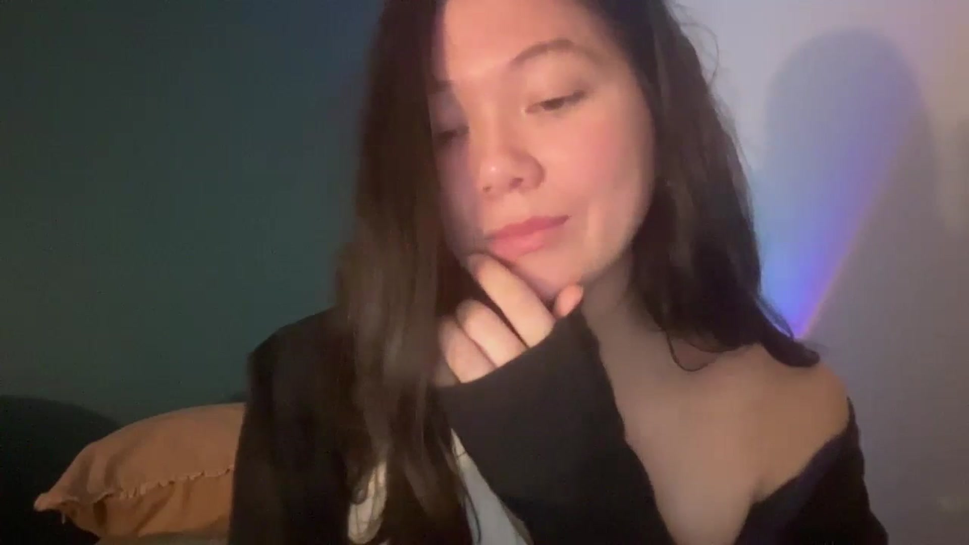 Gallery image thumbnail from imava's myfreecams stream on, 02/20/2024, 16:13 image 16 of 20