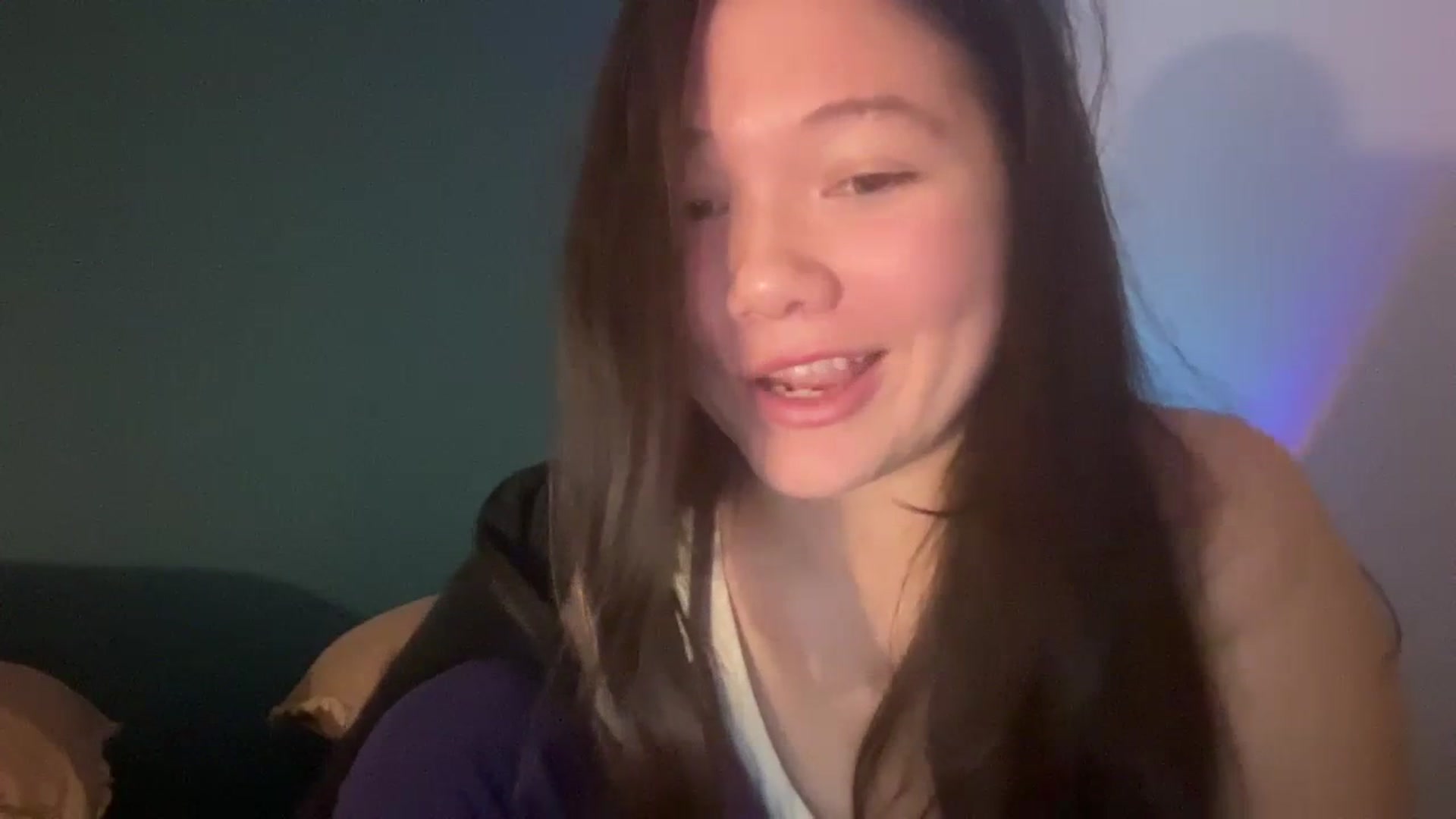 Gallery image thumbnail from imava's myfreecams stream on, 02/20/2024, 16:13 image 9 of 20