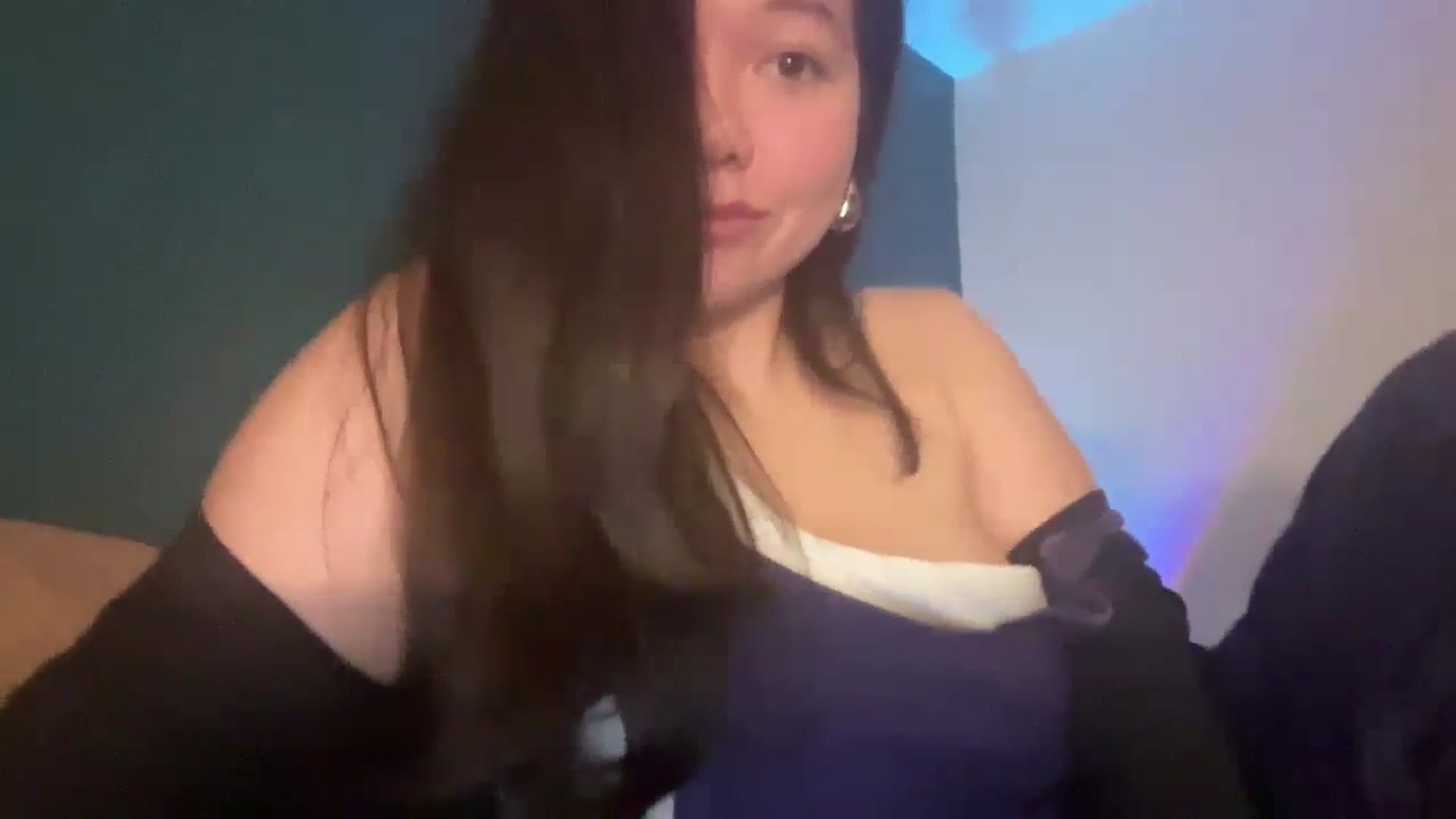 Gallery image thumbnail from imava's myfreecams stream on, 02/20/2024, 16:13 image 15 of 20