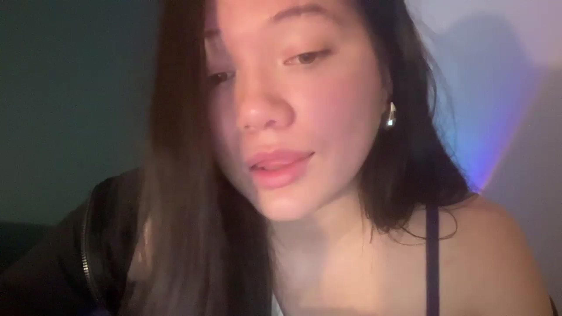 Gallery image thumbnail from imava's myfreecams stream on, 02/20/2024, 17:36 image 11 of 20