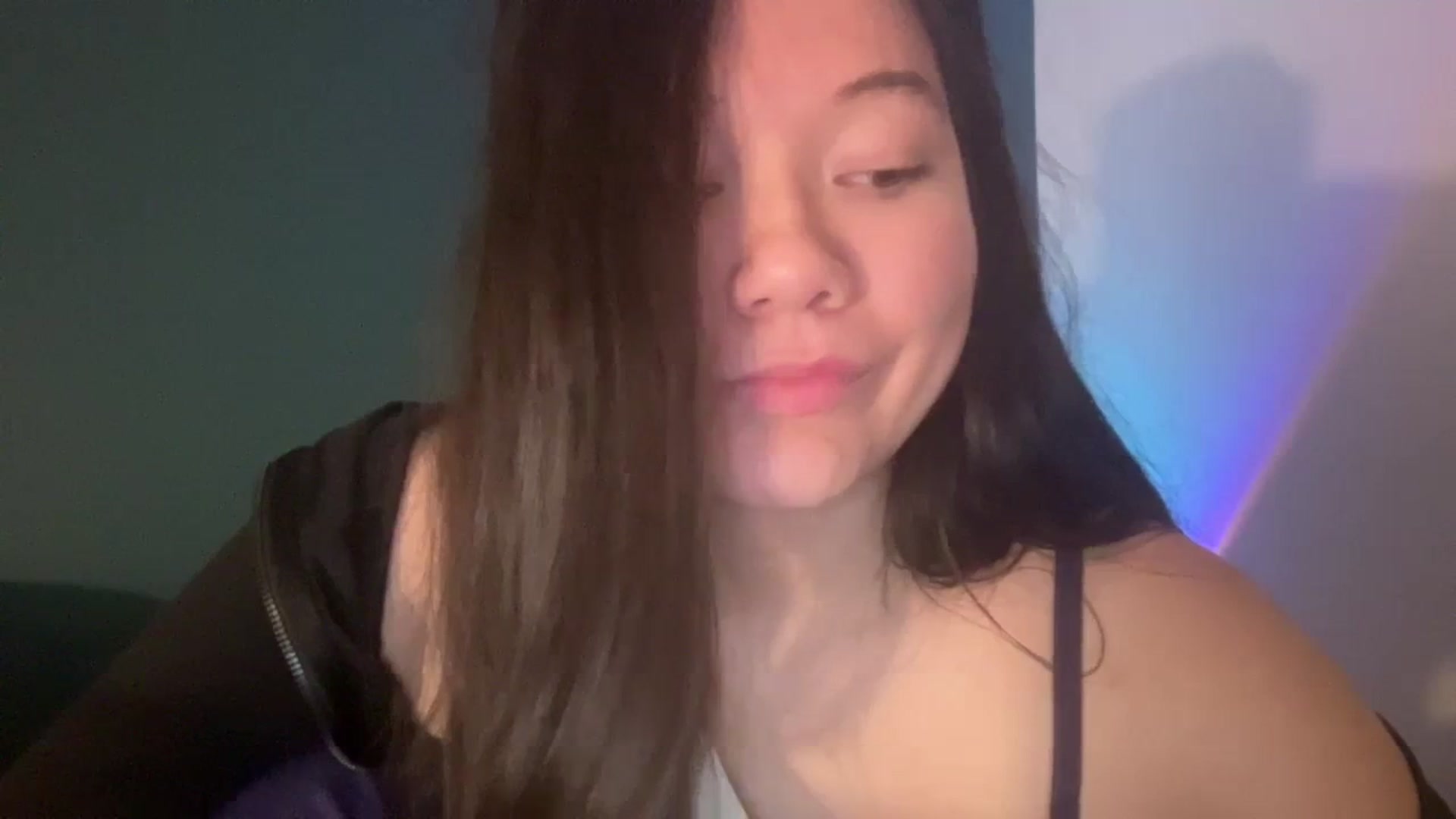 Gallery image thumbnail from imava's myfreecams stream on, 02/20/2024, 17:36 image 13 of 20