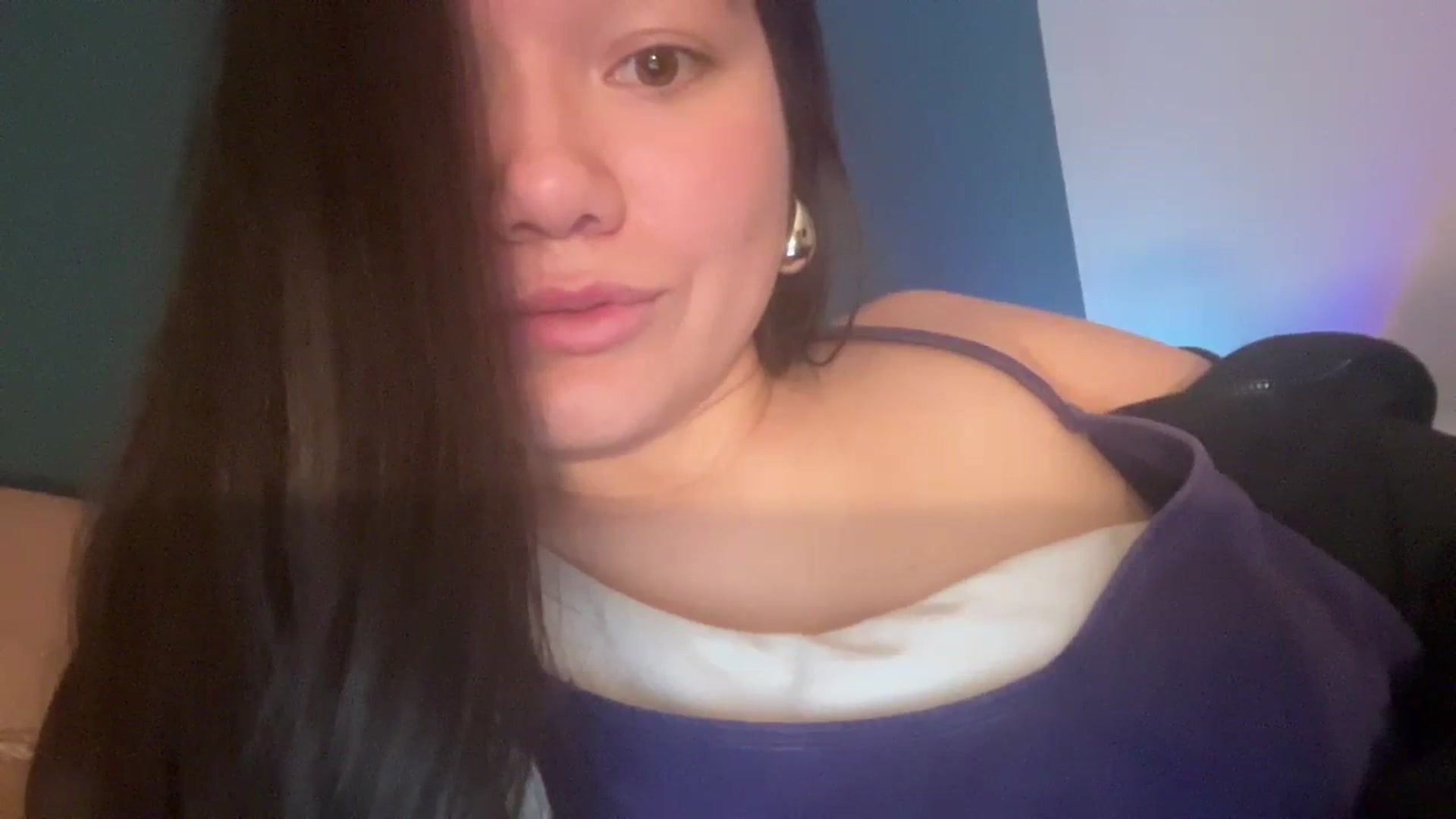 Gallery image thumbnail from imava's myfreecams stream on, 02/20/2024, 17:36 image 2 of 20