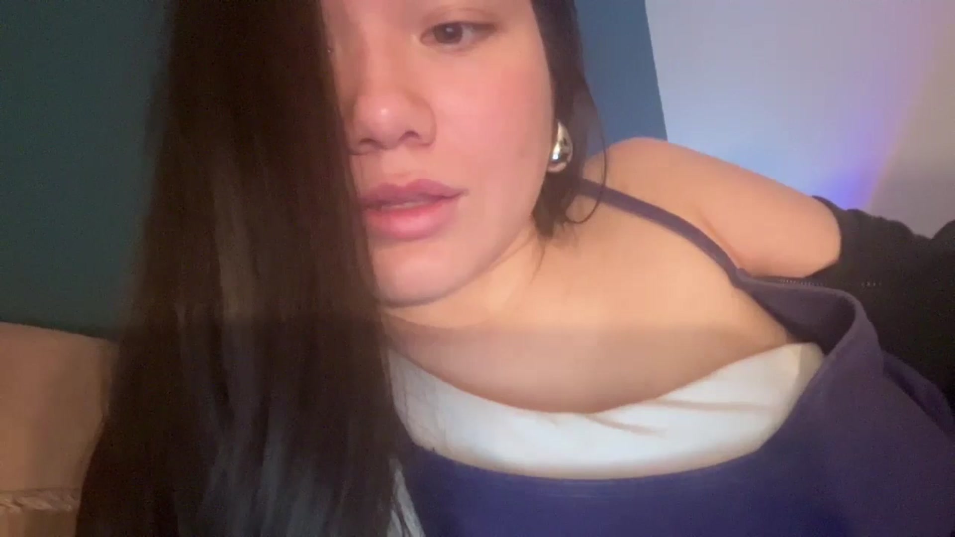 Gallery image thumbnail from imava's myfreecams stream on, 02/20/2024, 17:36 image 3 of 20