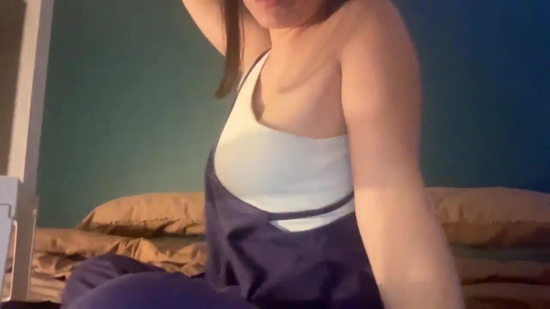 Gallery image thumbnail from imava's myfreecams stream on, 02/21/2024, 07:07 image 10 of 20