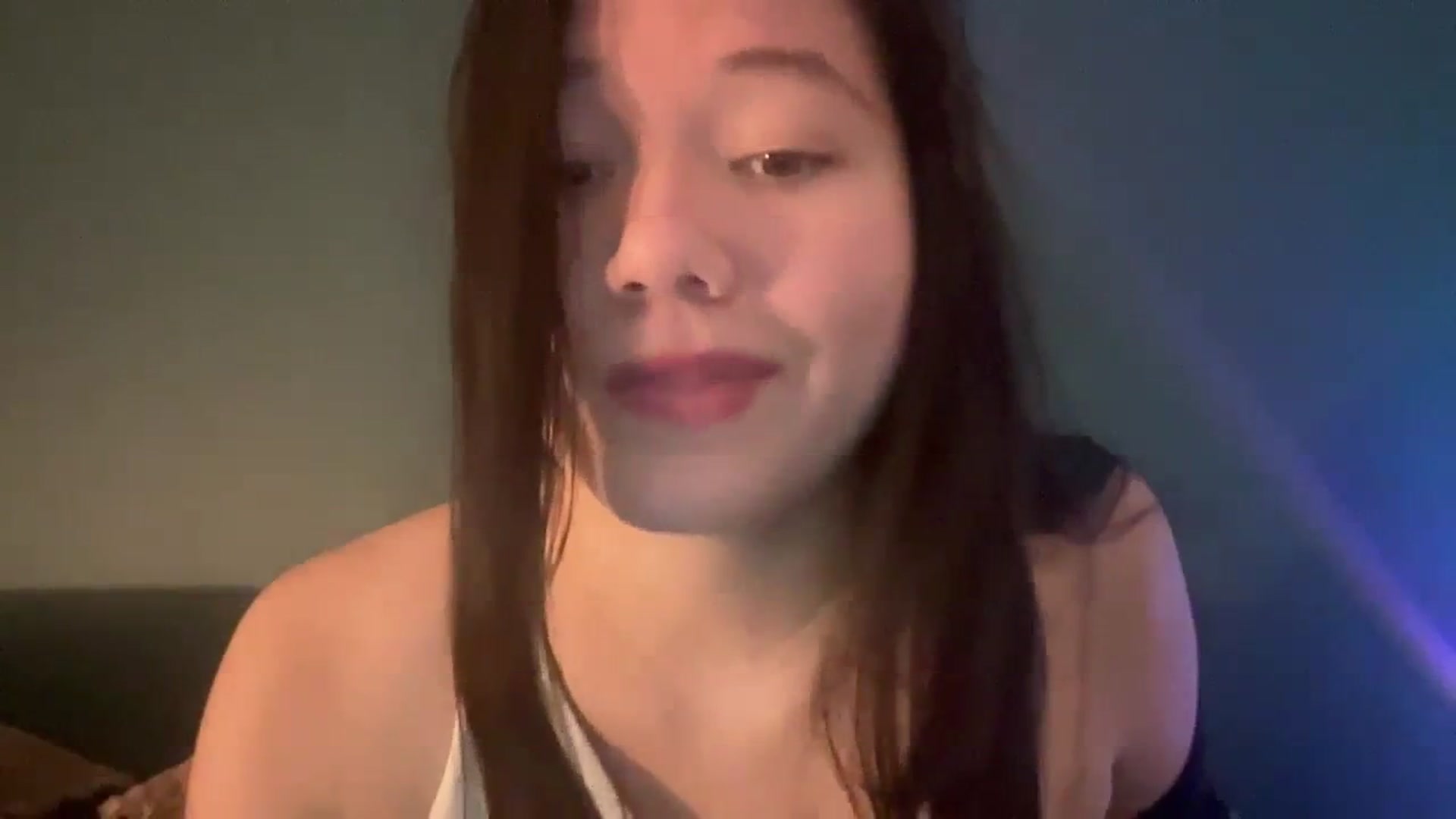 Gallery image thumbnail from imava's myfreecams stream on, 02/21/2024, 07:07 image 19 of 20