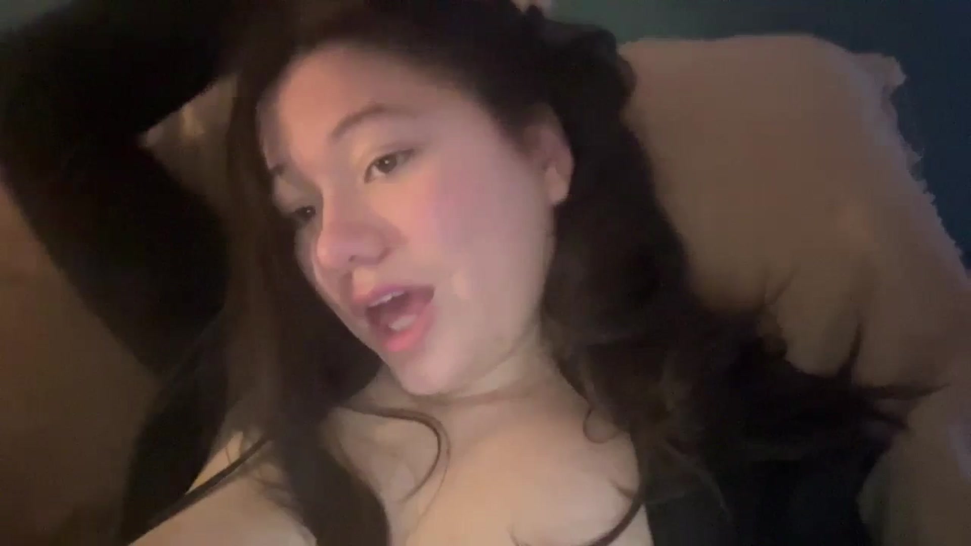 Gallery image thumbnail from imava's myfreecams stream on, 02/21/2024, 09:27 image 20 of 20