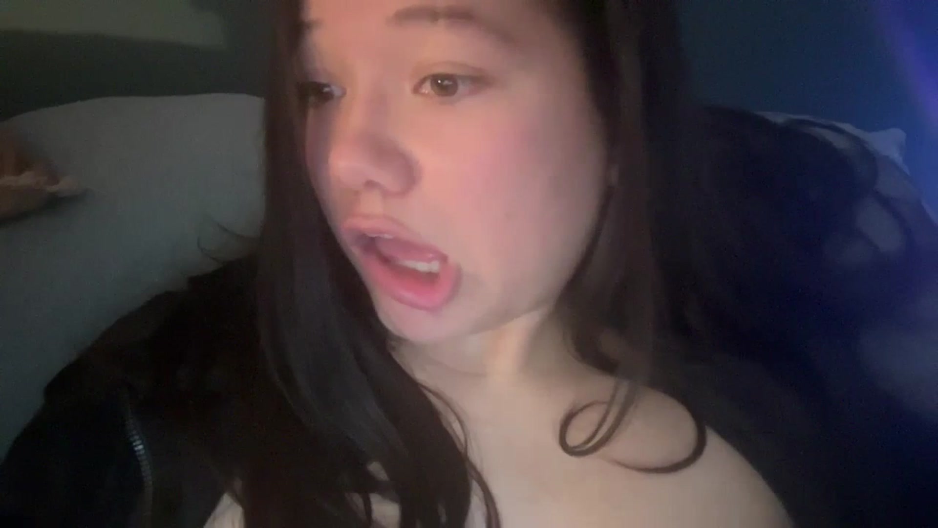 Gallery image thumbnail from imava's myfreecams stream on, 02/21/2024, 10:30 image 16 of 20