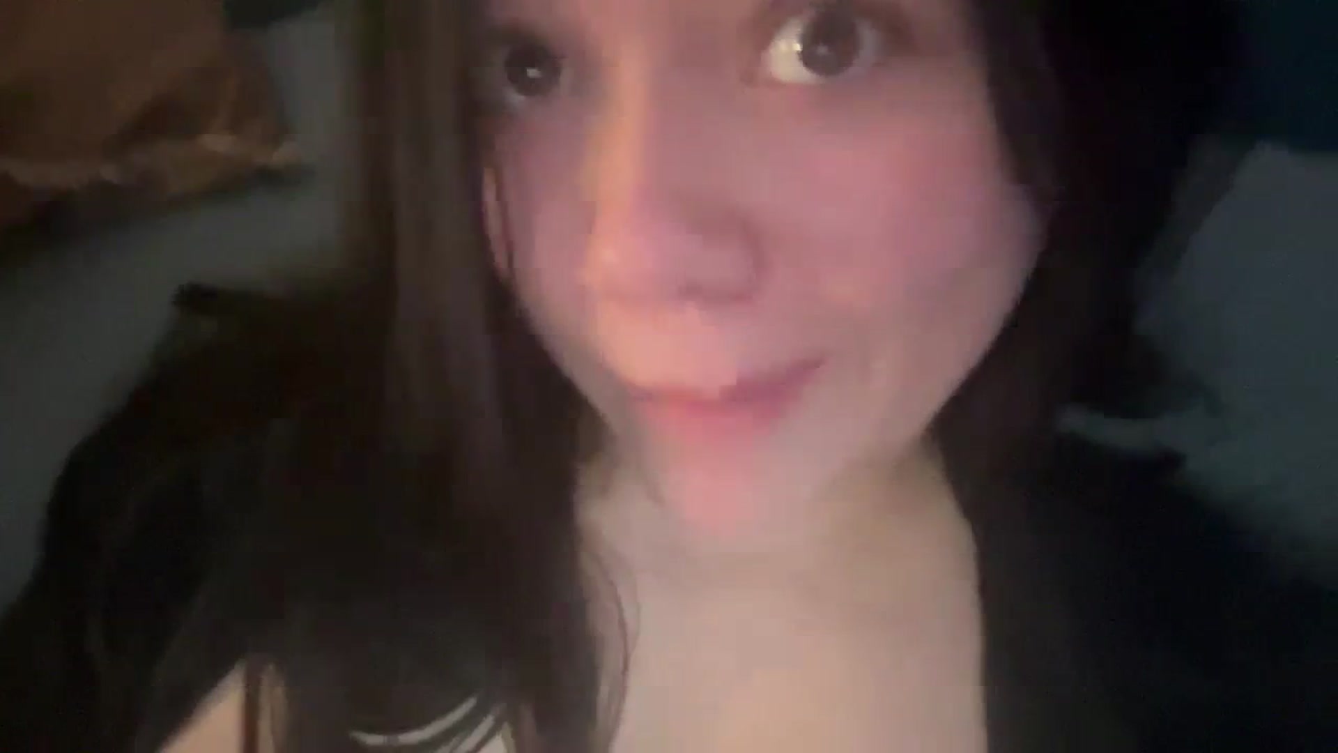 Gallery image thumbnail from imava's myfreecams stream on, 02/21/2024, 10:30 image 11 of 20