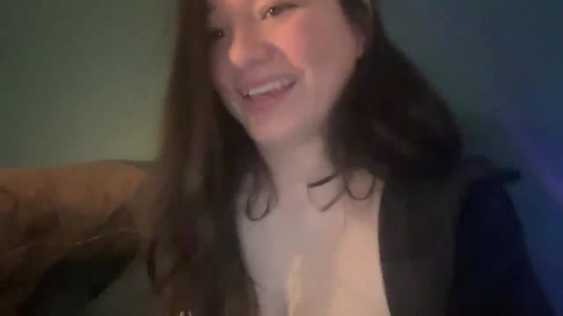 Gallery image thumbnail from imava's myfreecams stream on, 02/21/2024, 10:30 image 19 of 20