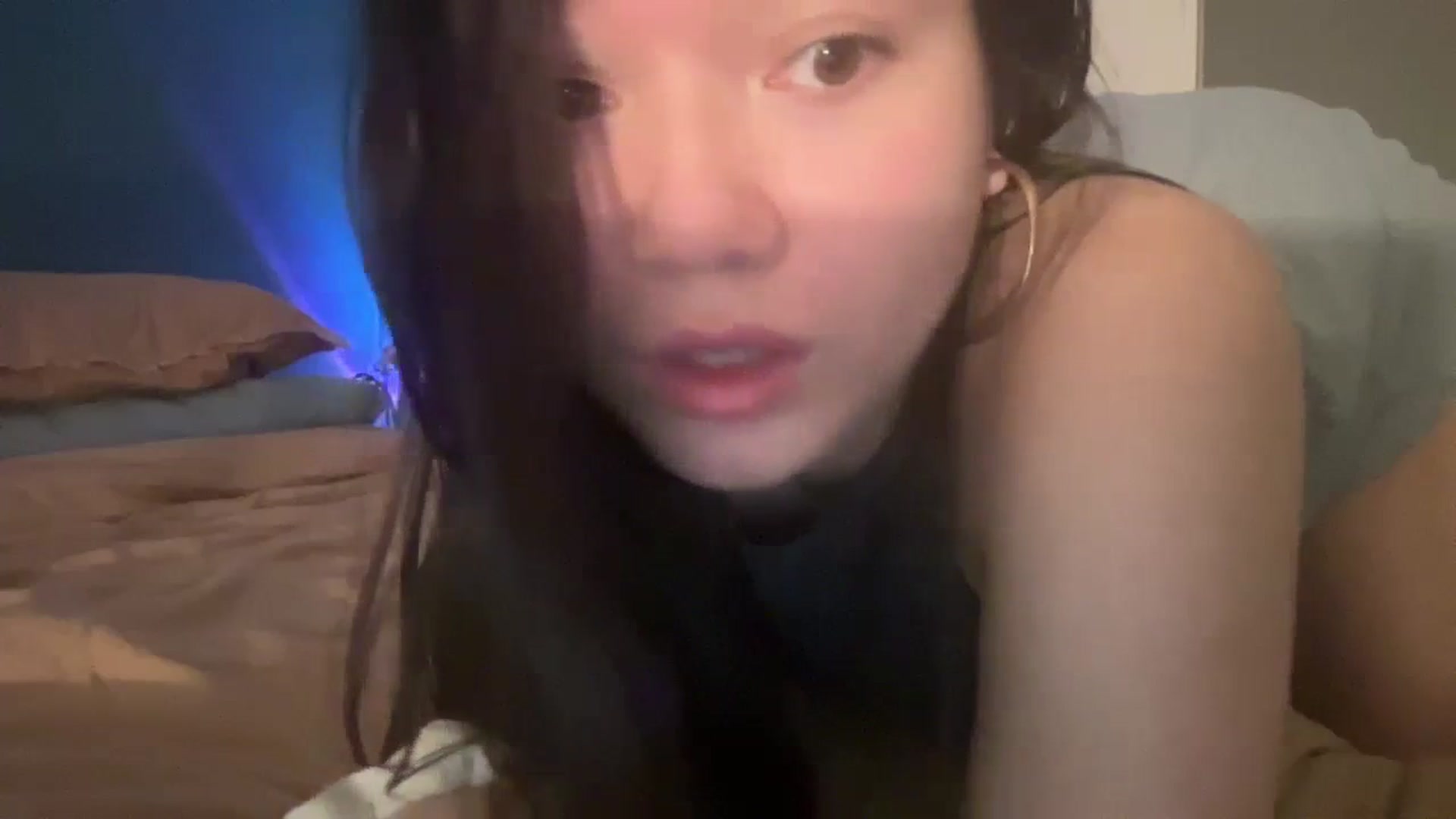 Gallery image thumbnail from imava's myfreecams stream on, 02/25/2024, 16:34 image 2 of 20