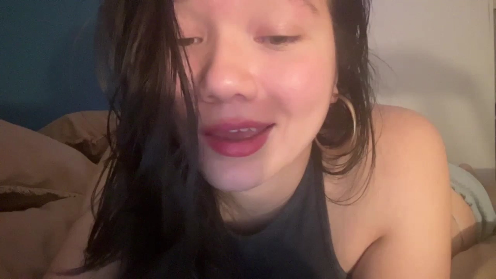 Gallery image thumbnail from imava's myfreecams stream on, 02/25/2024, 17:11 image 19 of 20