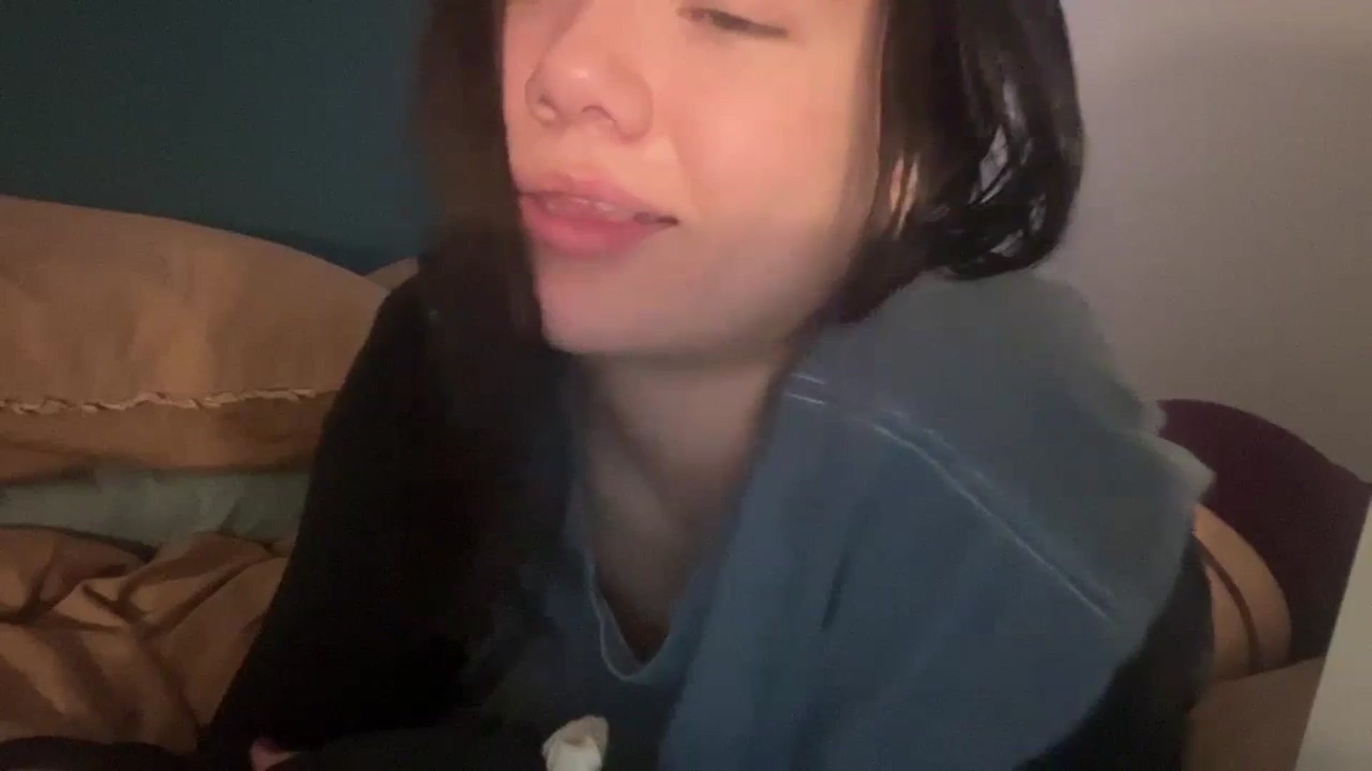 Gallery image thumbnail from imava's myfreecams stream on, 02/26/2024, 17:03 image 4 of 20