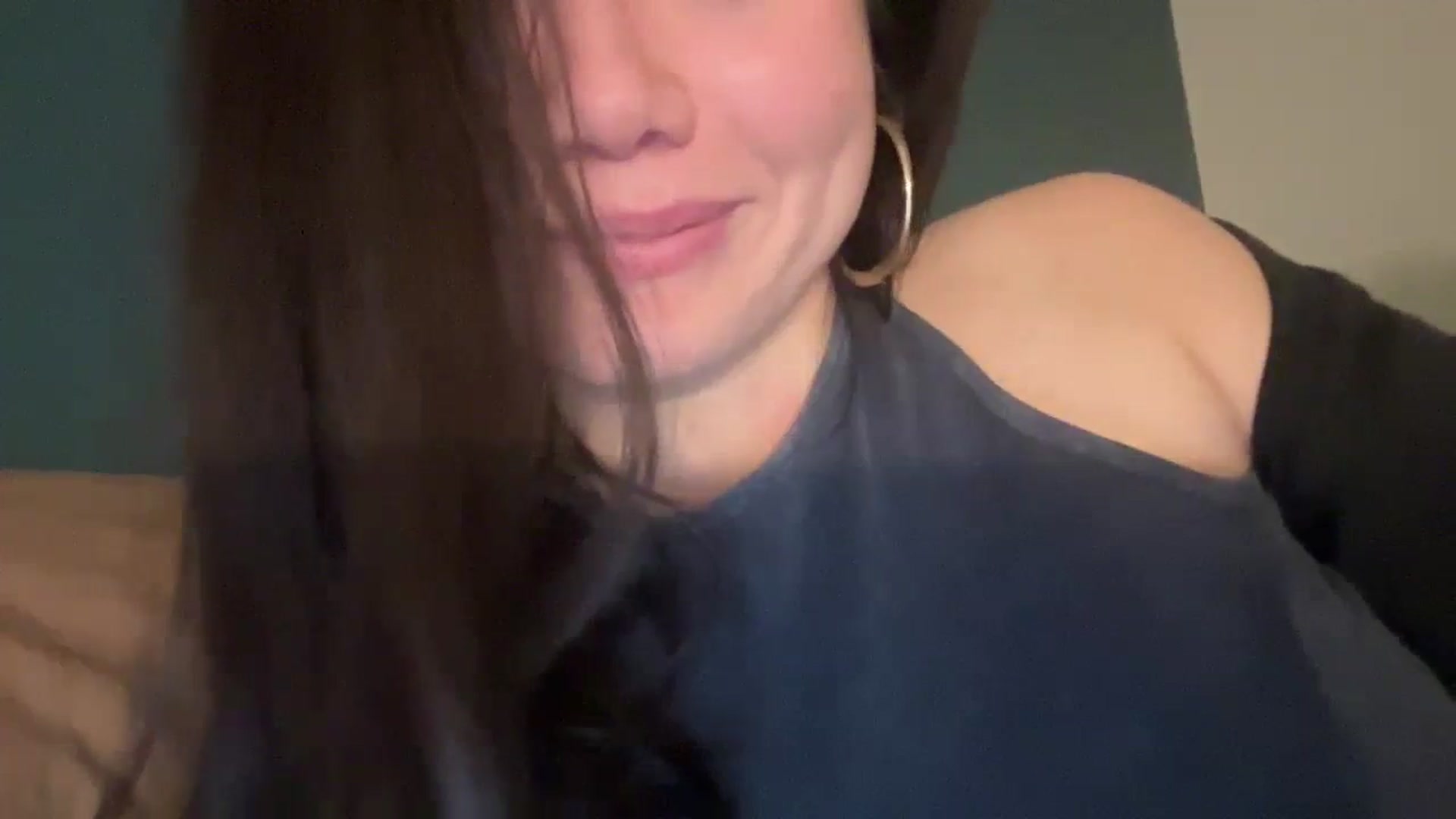 Gallery image thumbnail from imava's myfreecams stream on, 03/01/2024, 14:19 image 19 of 20