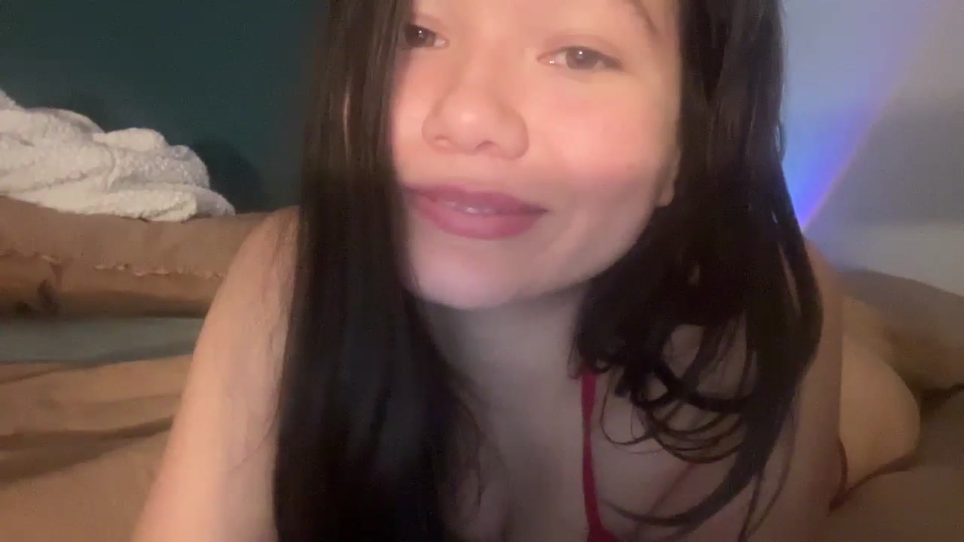 Gallery image thumbnail from imava's myfreecams stream on, 03/02/2024, 17:08 image 8 of 20