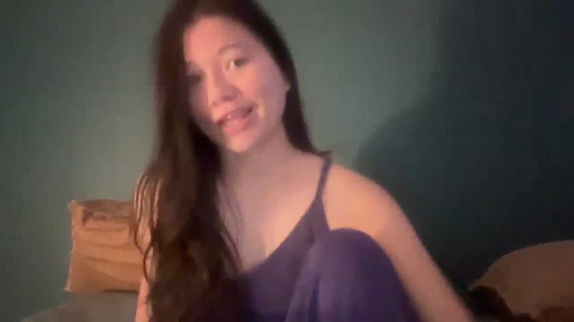 Gallery image thumbnail from imava's myfreecams stream on, 03/02/2024, 17:08 image 20 of 20
