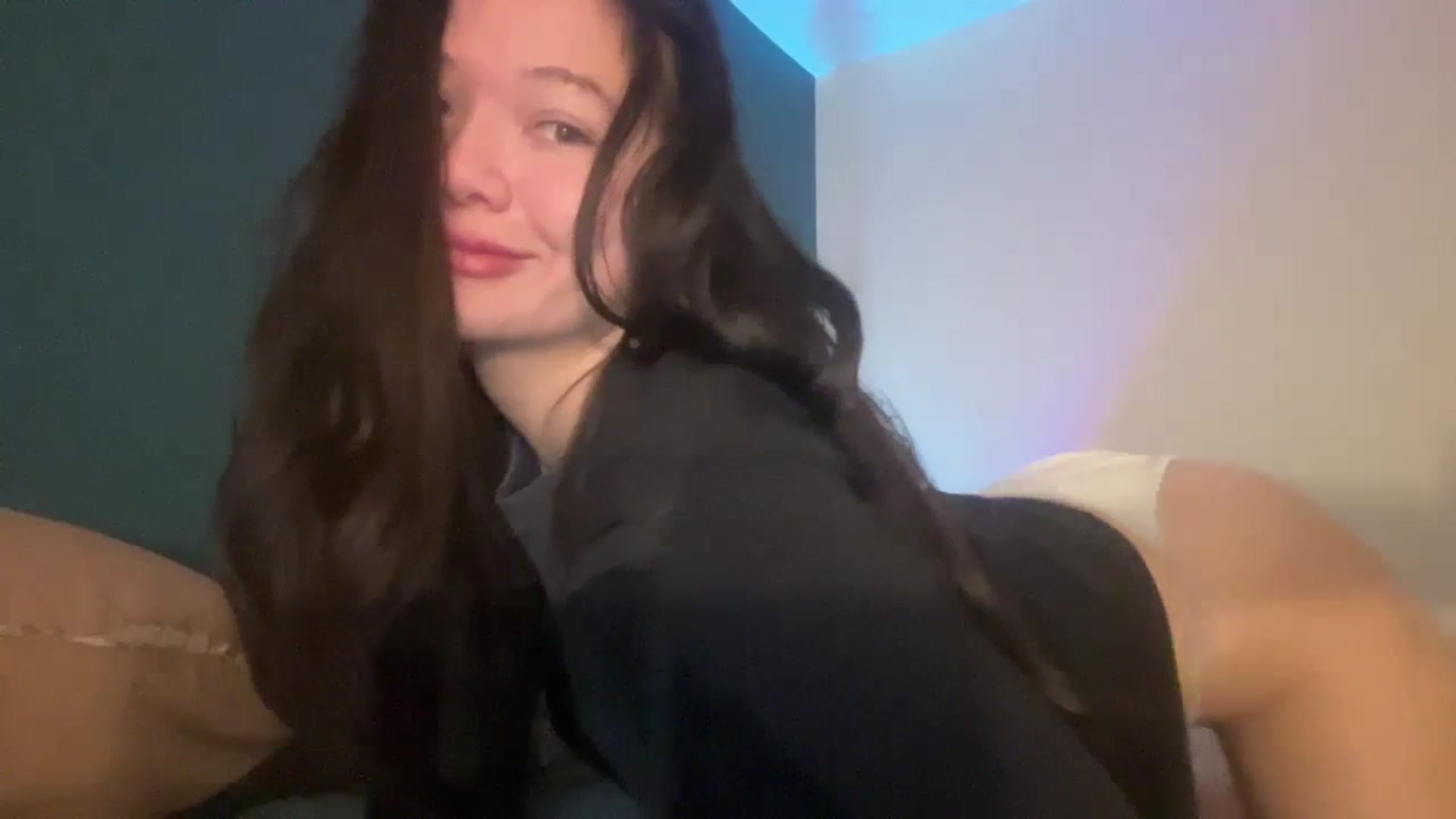 Gallery image thumbnail from imava's myfreecams stream on, 03/04/2024, 14:46 image 6 of 20