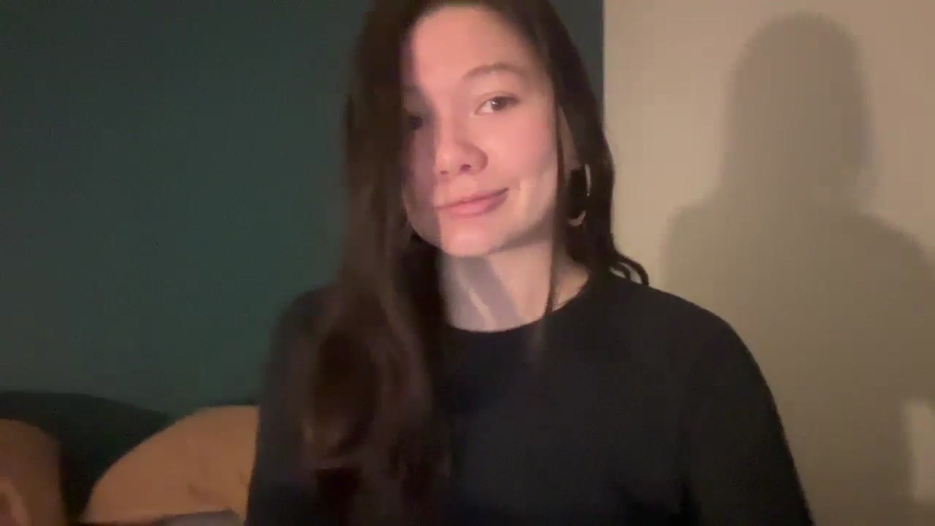 Gallery image thumbnail from imava's myfreecams stream on, 03/08/2024, 19:11 image 15 of 20
