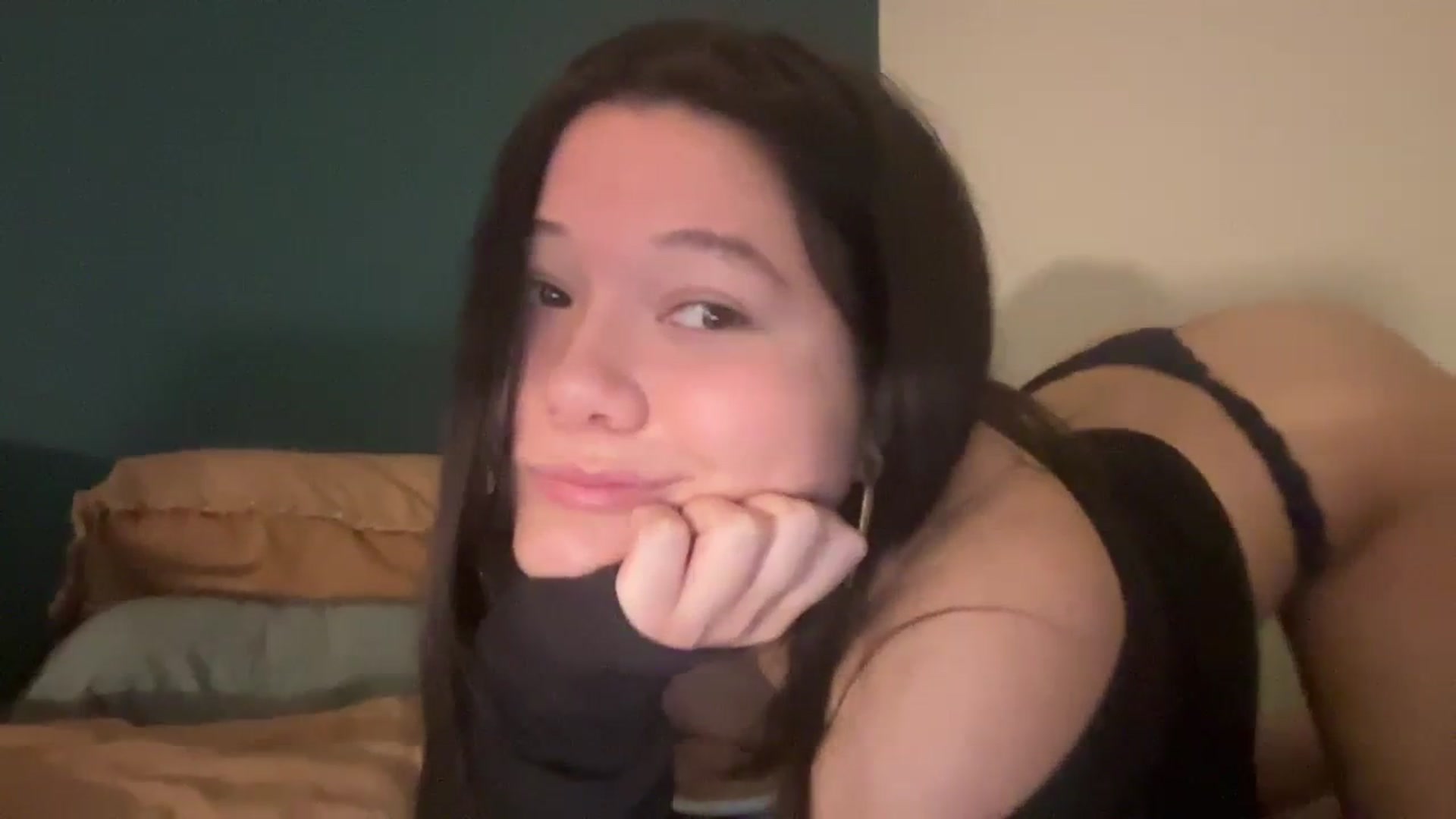 Gallery image thumbnail from imava's myfreecams stream on, 03/09/2024, 18:59 image 14 of 20