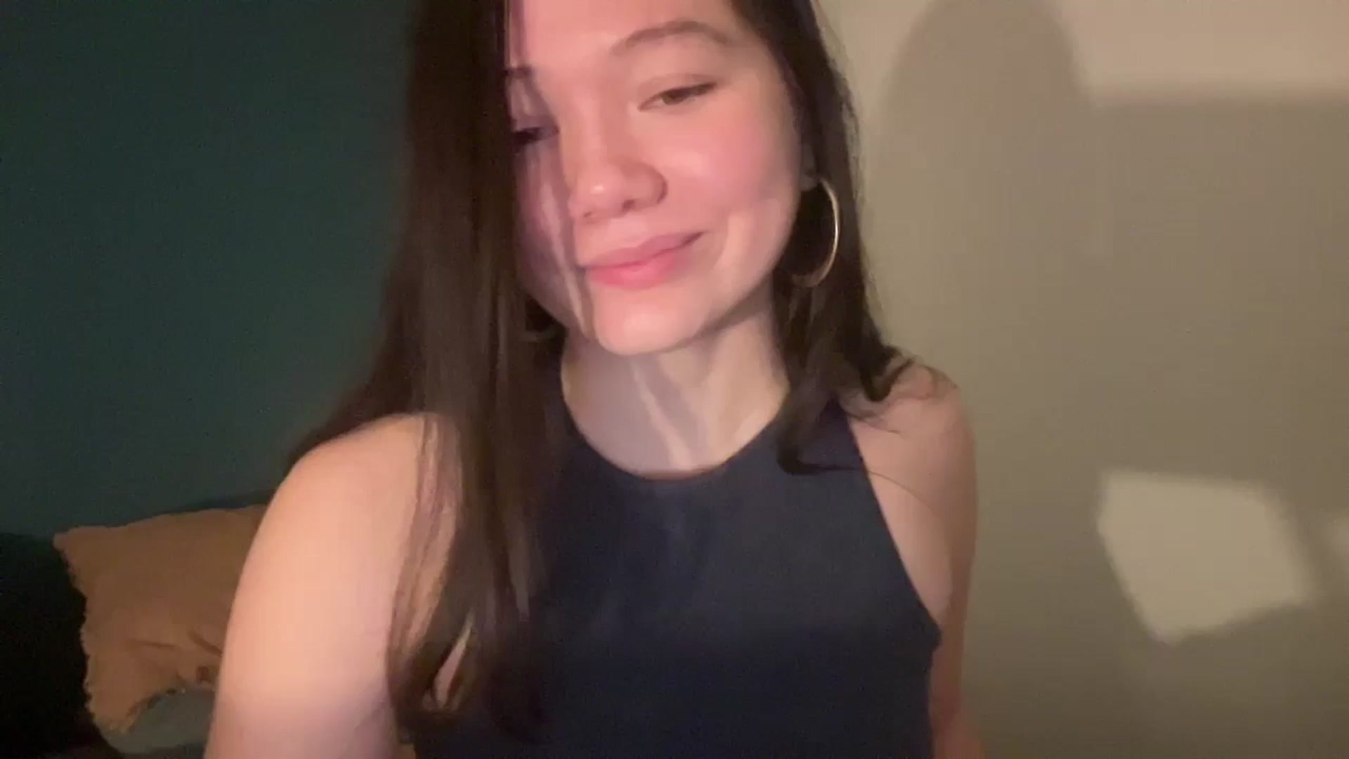 Gallery image thumbnail from imava's myfreecams stream on, 03/17/2024, 21:37 image 20 of 20