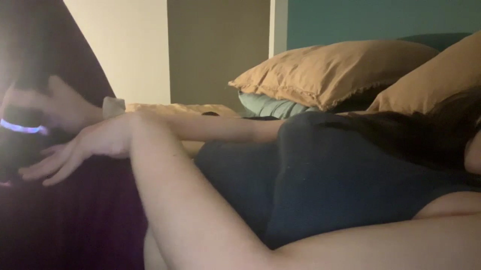 Gallery image thumbnail from imava's myfreecams stream on, 03/17/2024, 21:37 image 12 of 20