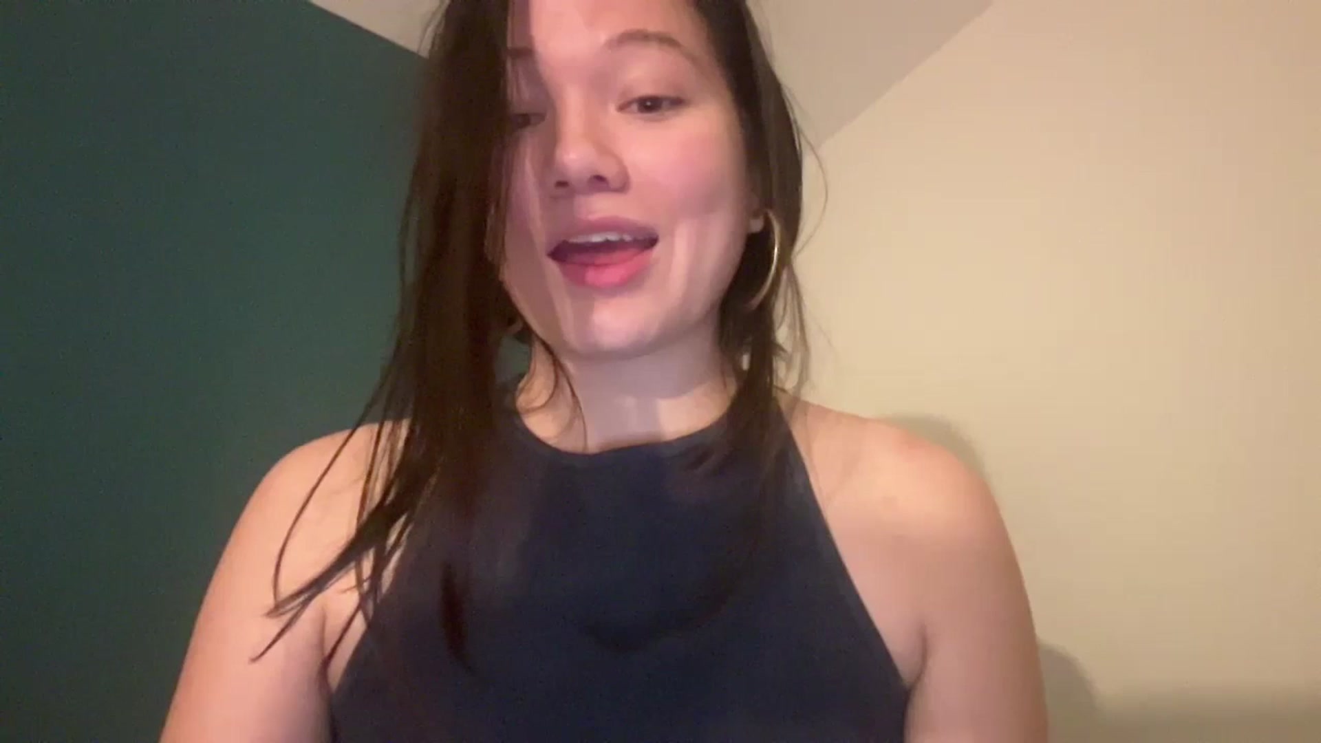 Gallery image thumbnail from imava's myfreecams stream on, 03/18/2024, 05:41 image 13 of 20
