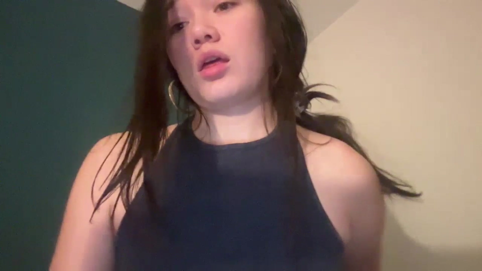 Gallery image thumbnail from imava's myfreecams stream on, 03/18/2024, 05:41 image 15 of 20