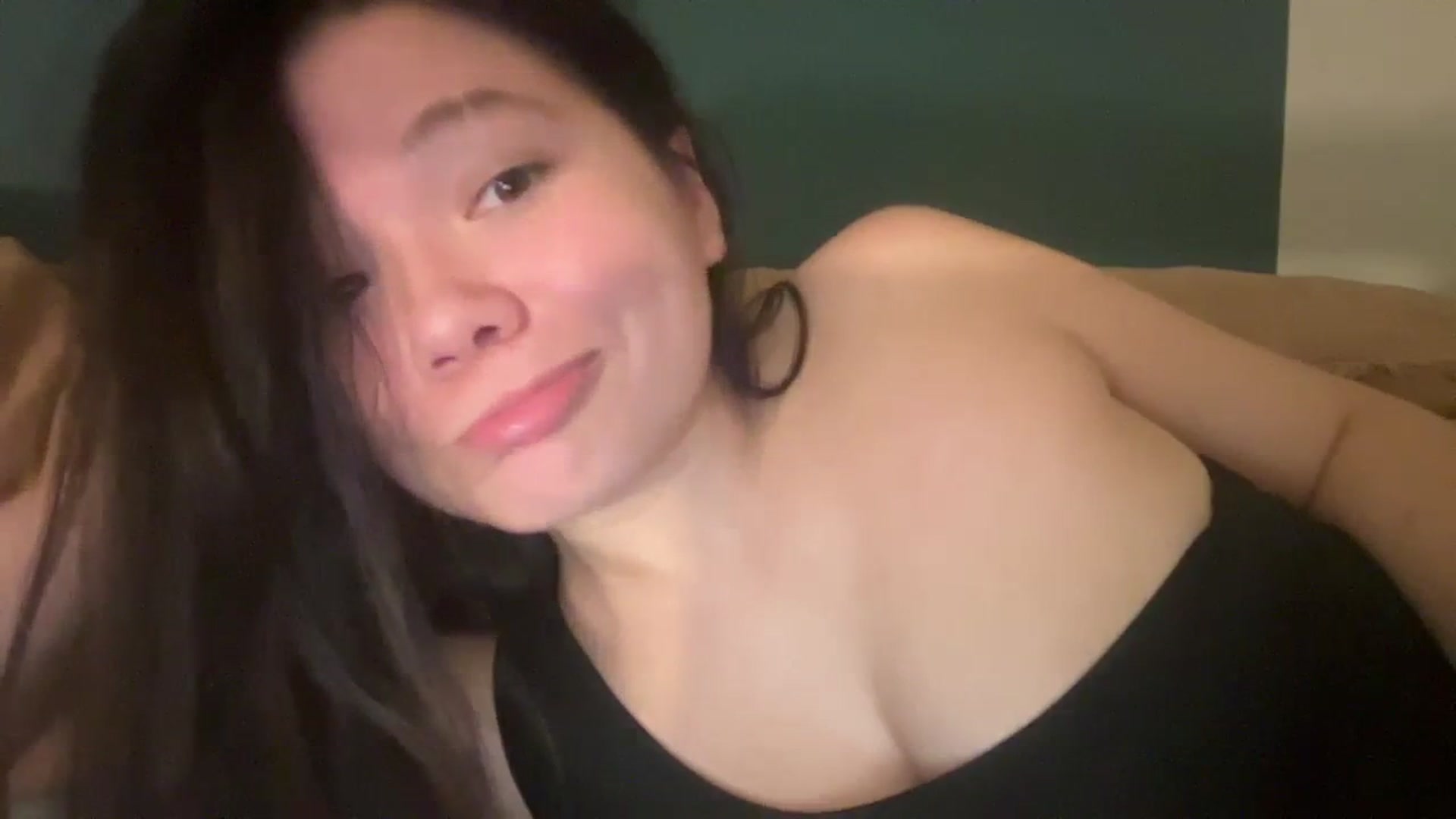 Gallery image thumbnail from imava's myfreecams stream on, 03/22/2024, 01:29 image 16 of 20