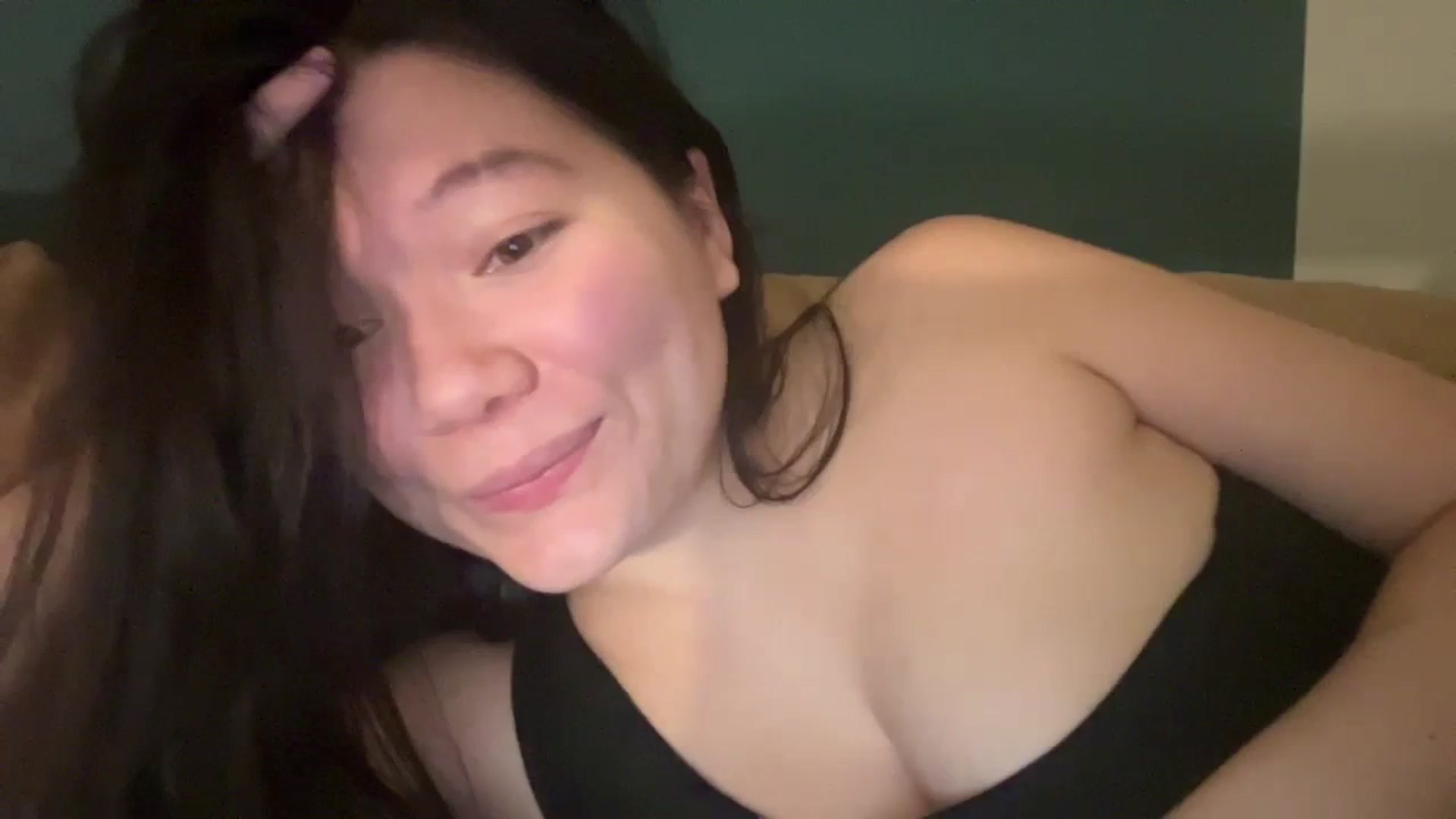 Gallery image thumbnail from imava's myfreecams stream on, 03/22/2024, 01:29 image 17 of 20
