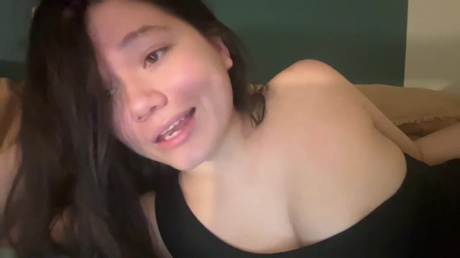 Gallery image thumbnail from imava's myfreecams stream on, 03/22/2024, 01:29 image 15 of 20
