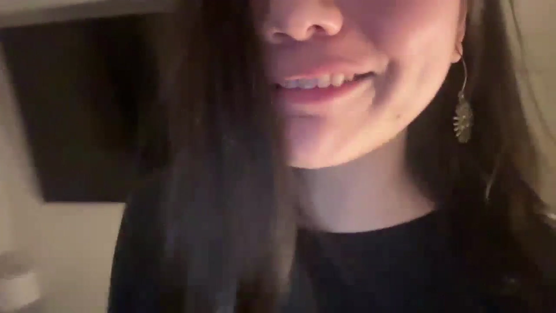 Gallery image thumbnail from imava's myfreecams stream on, 03/23/2024, 07:55 image 10 of 20