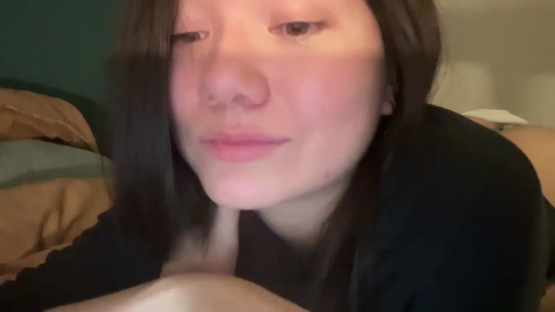 Gallery image thumbnail from imava's myfreecams stream on, 03/23/2024, 07:55 image 7 of 20