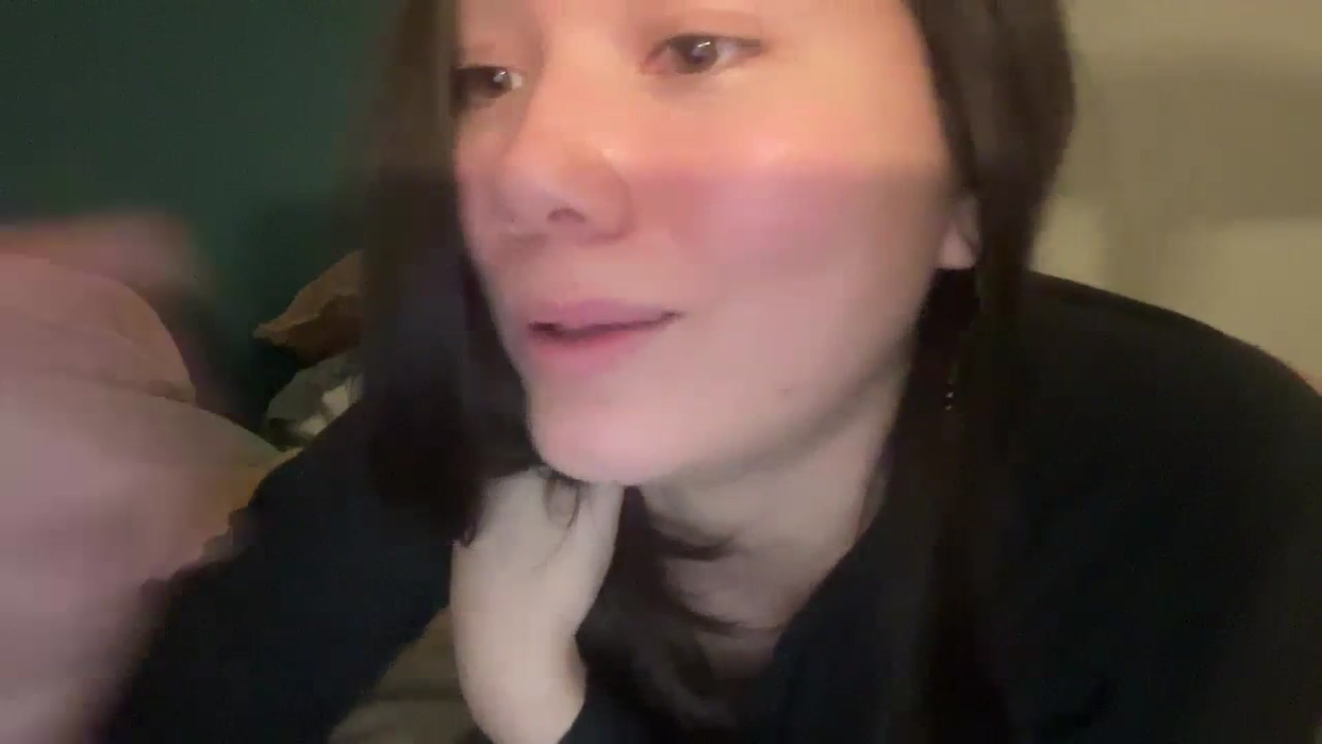 Gallery image thumbnail from imava's myfreecams stream on, 03/23/2024, 07:55 image 6 of 20
