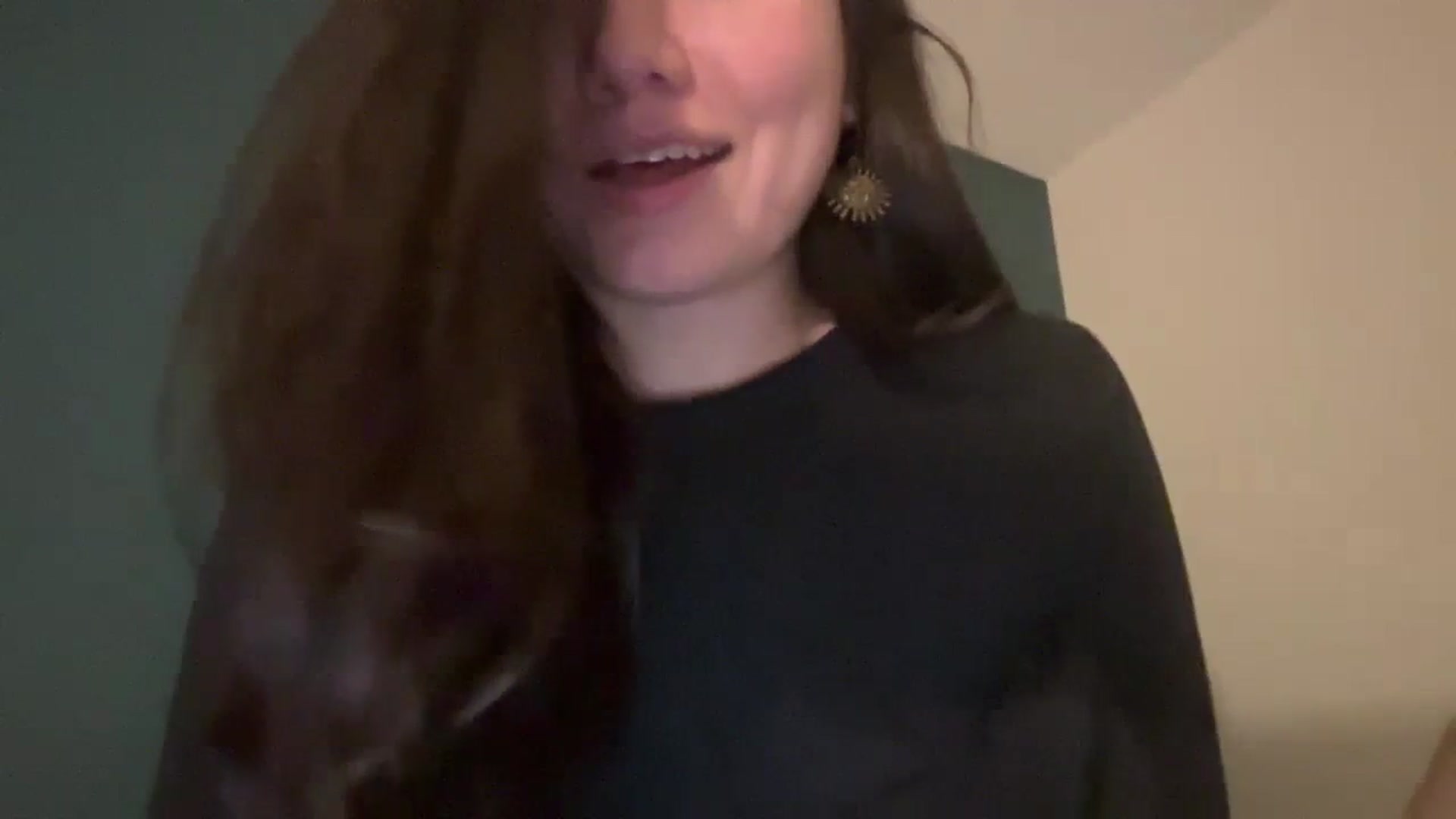 Gallery image thumbnail from imava's myfreecams stream on, 03/23/2024, 07:55 image 19 of 20